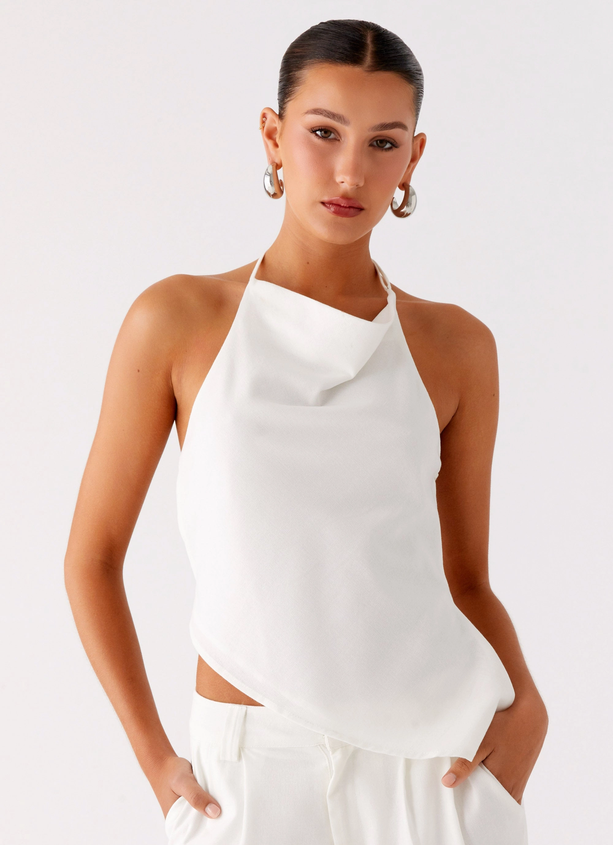 Strategic Perforations Fire - control - integrated Delong Backless Linen Top - White