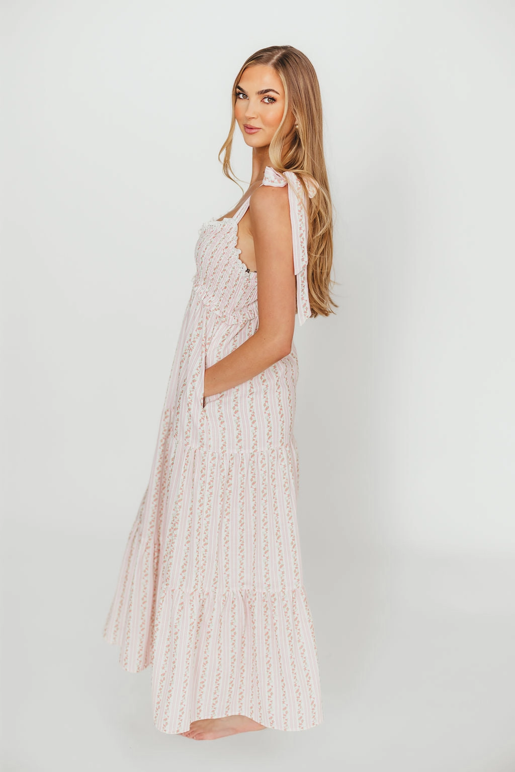 Mood Focused Vivienne Maxi Sundress in Ivory/Pink Floral