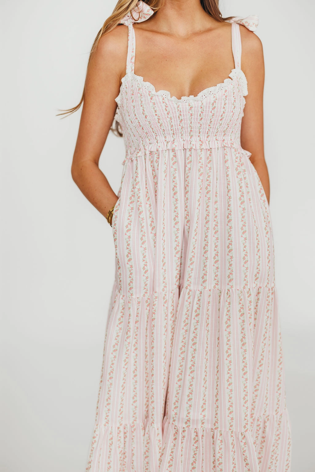 Chic Tailoring Waist Vivienne Maxi Sundress in Ivory/Pink Floral