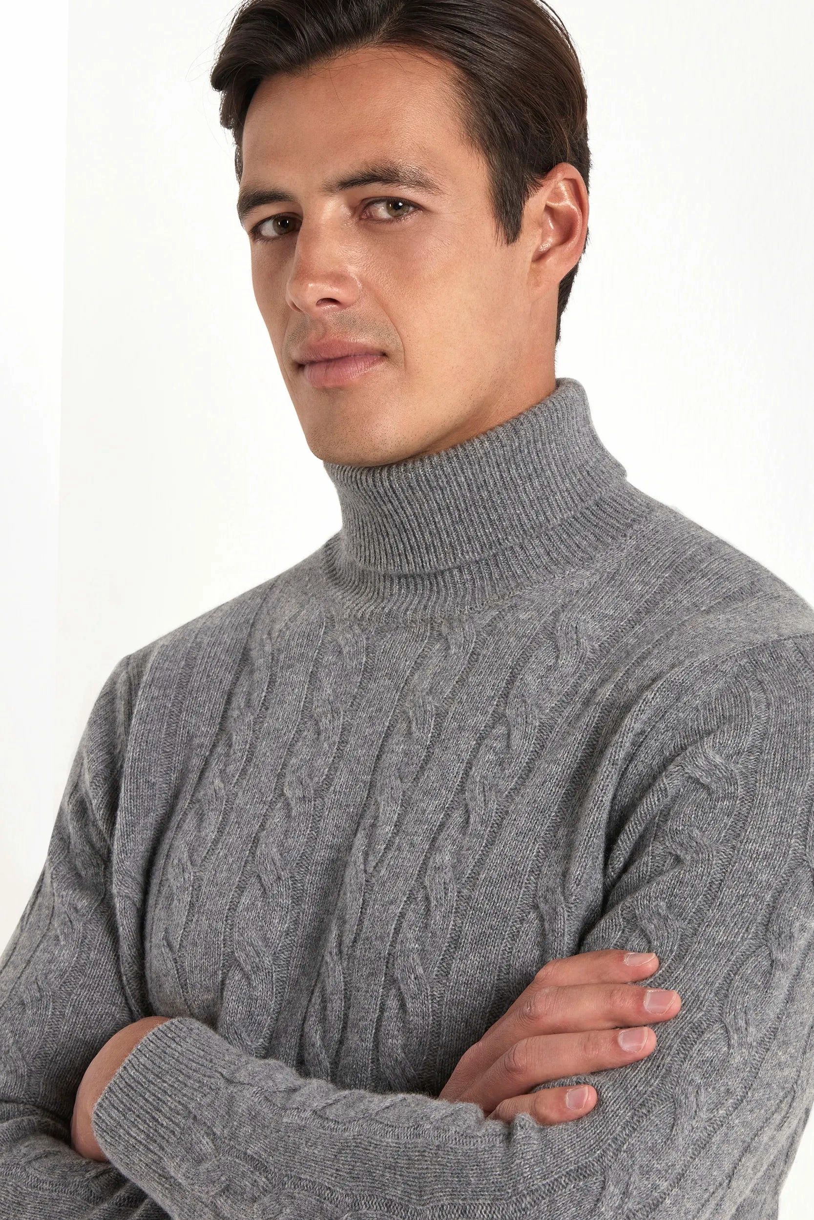 Quiet Style Breathable Mesh Panels Mid grey cable knit turtleneck ?C Made in Italy