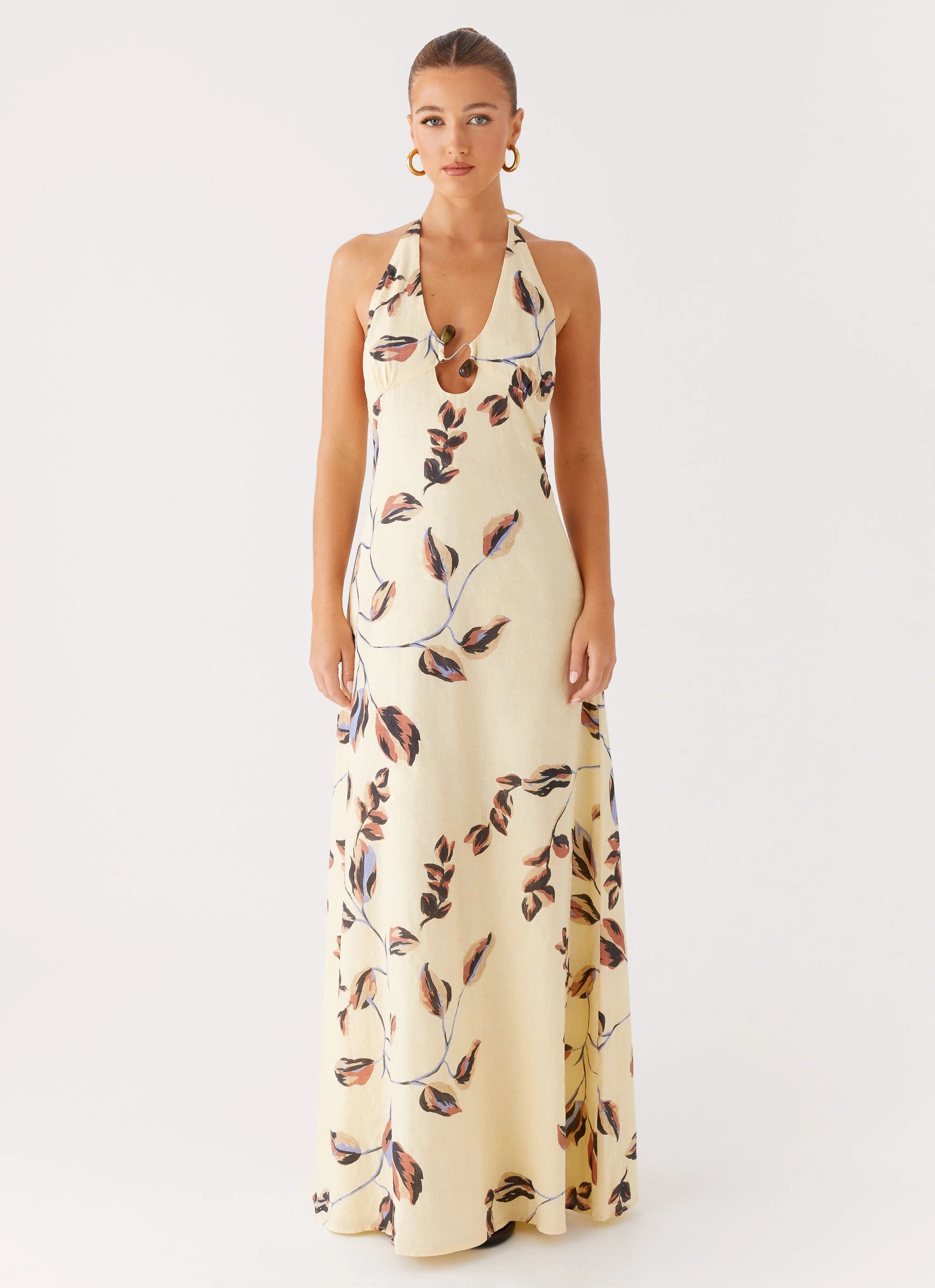 Elvina Halter Neck Maxi Dress - Buttercream Bliss Classic Tailoring Bare Arm