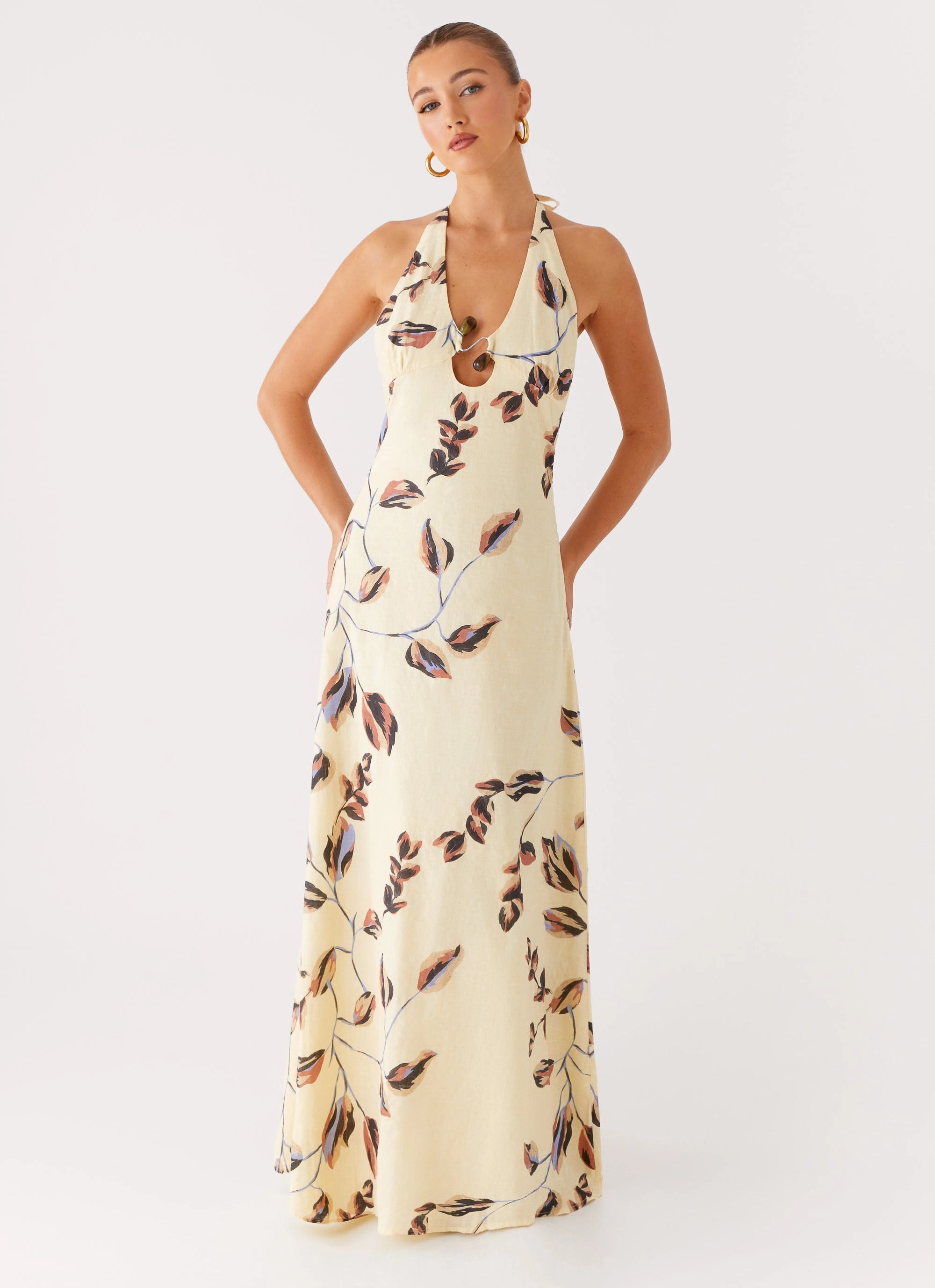 Artistic Flair Versatile Wearable Elvina Halter Neck Maxi Dress - Buttercream Bliss