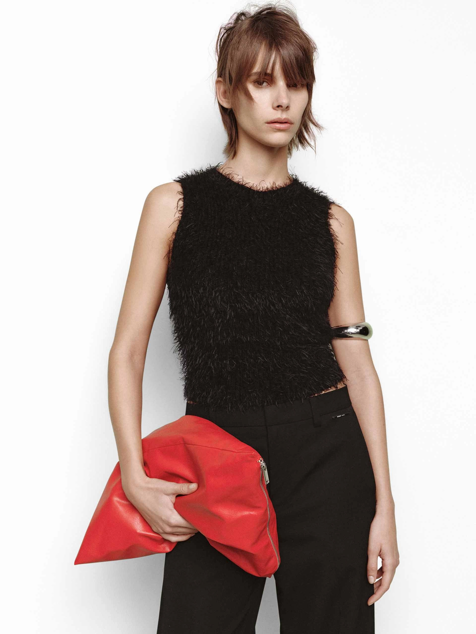 Lightweight Thermal Insulation Cropped Fuzzy Knit Tank