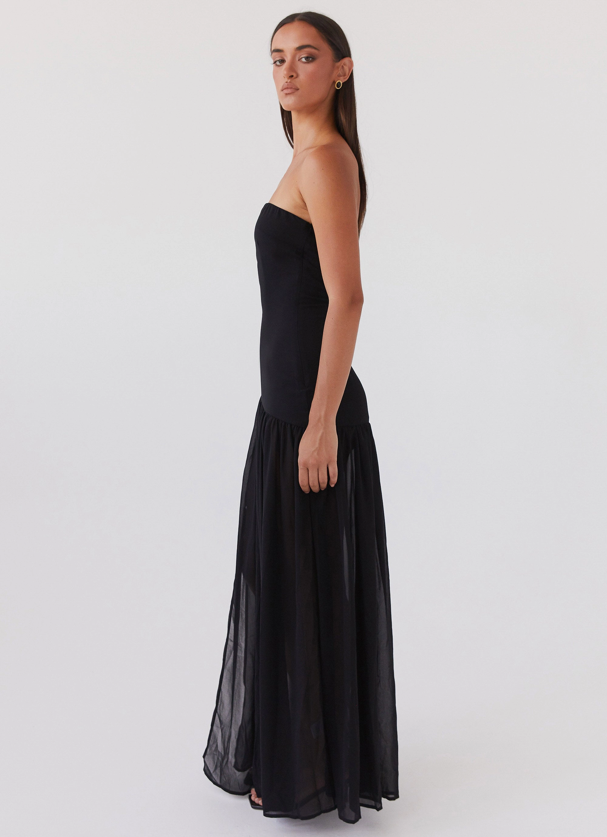 Comfortable fit for outings Eden Strapless Maxi Dress - Black