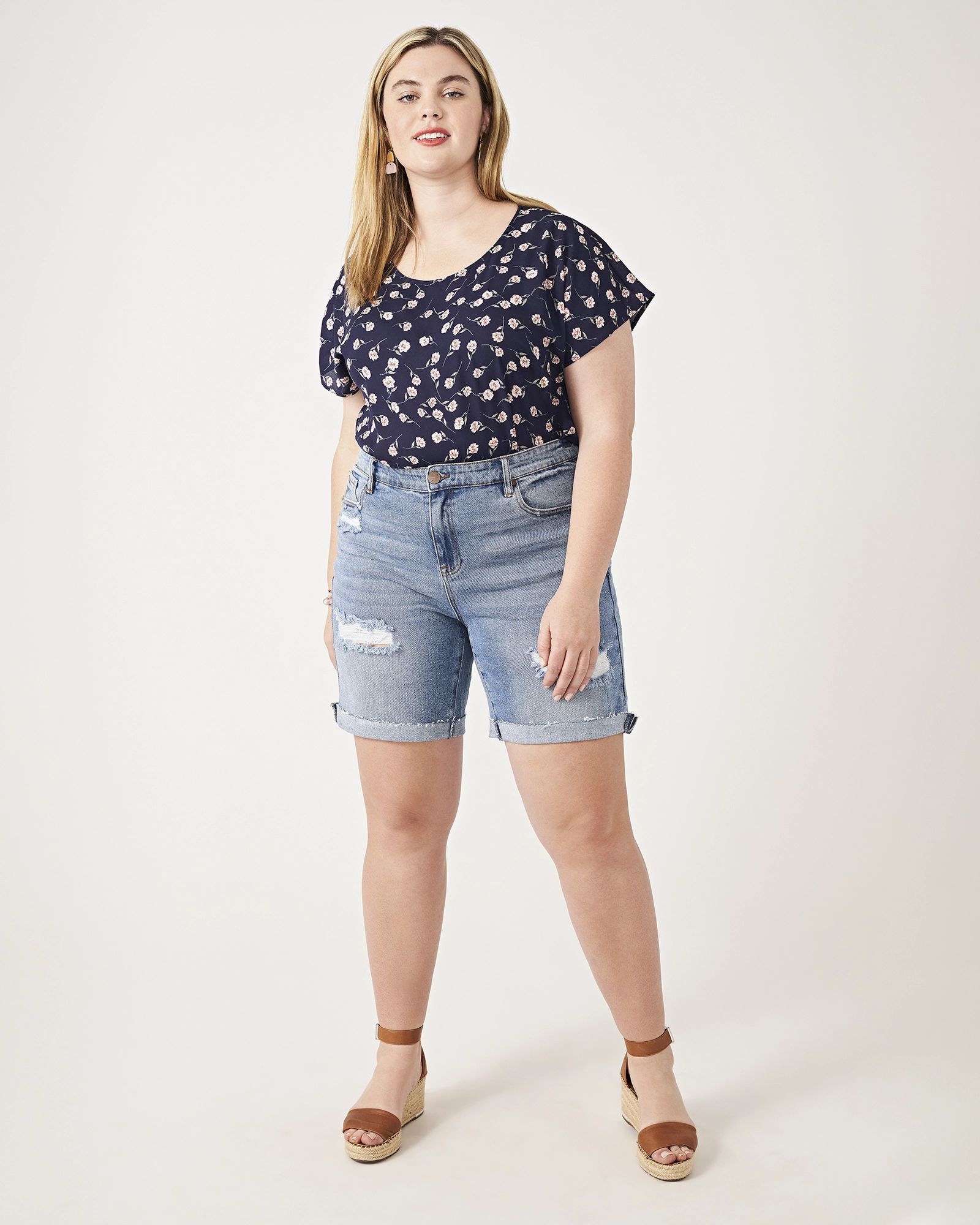 Flexible Waistband Carolyn Denim Distressed Cuffed Shorts | Medium Wash