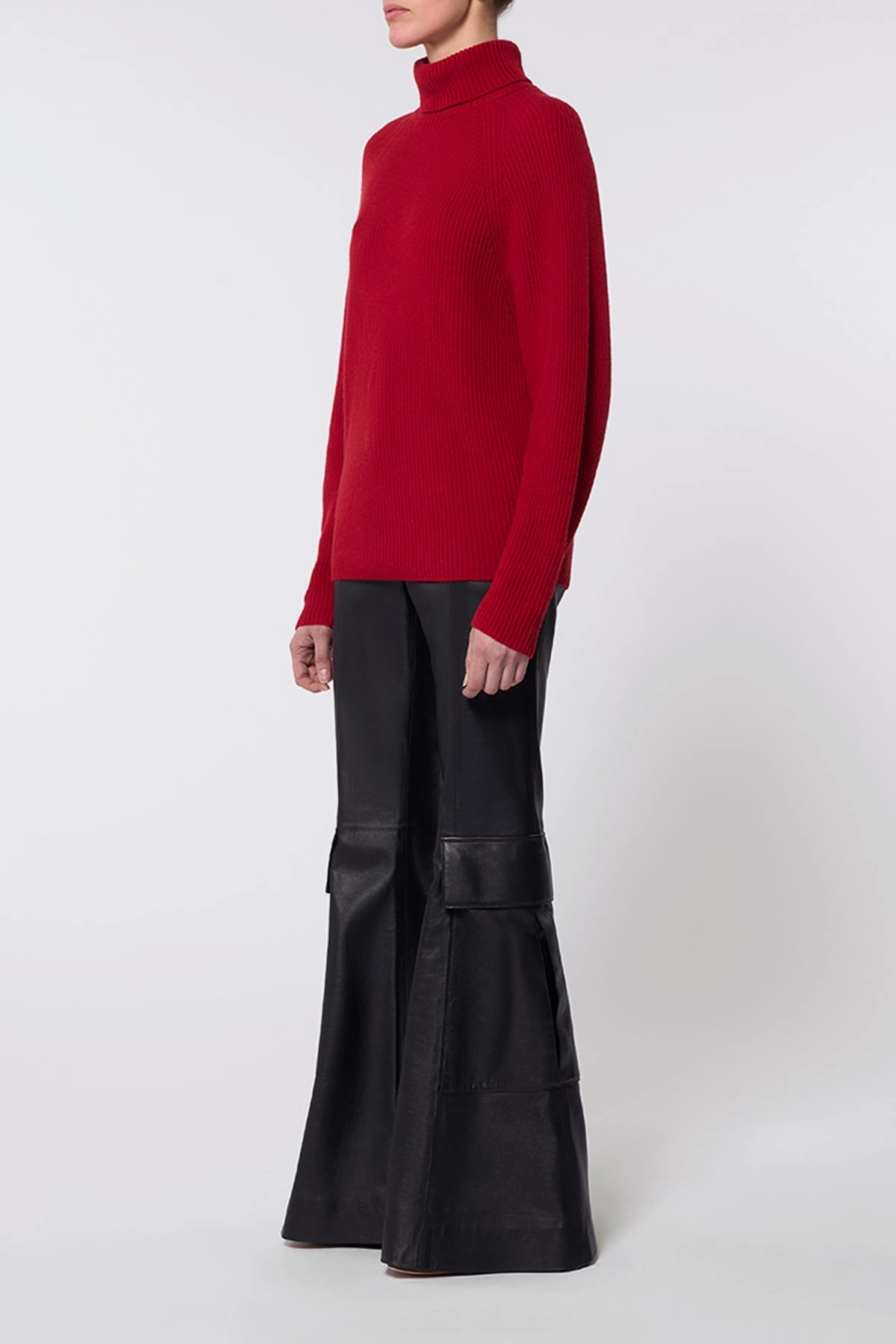 Elastic hem Wigman Knit Turtleneck Sweater in Scarlet Red Cashmere