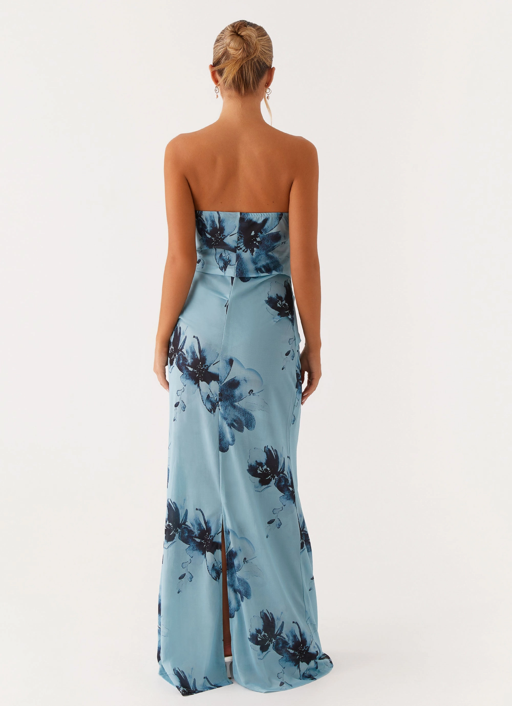 Classic Flow Field Of Dreams Maxi Dress - Blue Black Floral