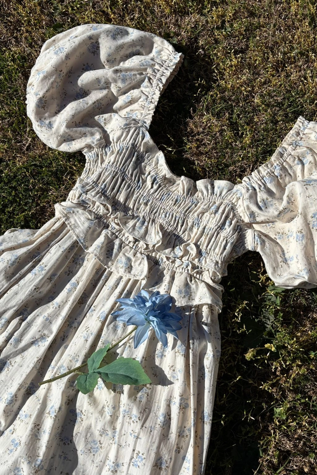 Finley 100% Cotton Peplum Midi Dress in Ivory/Blue - Bump & Nursing Friendly Neutral Finish