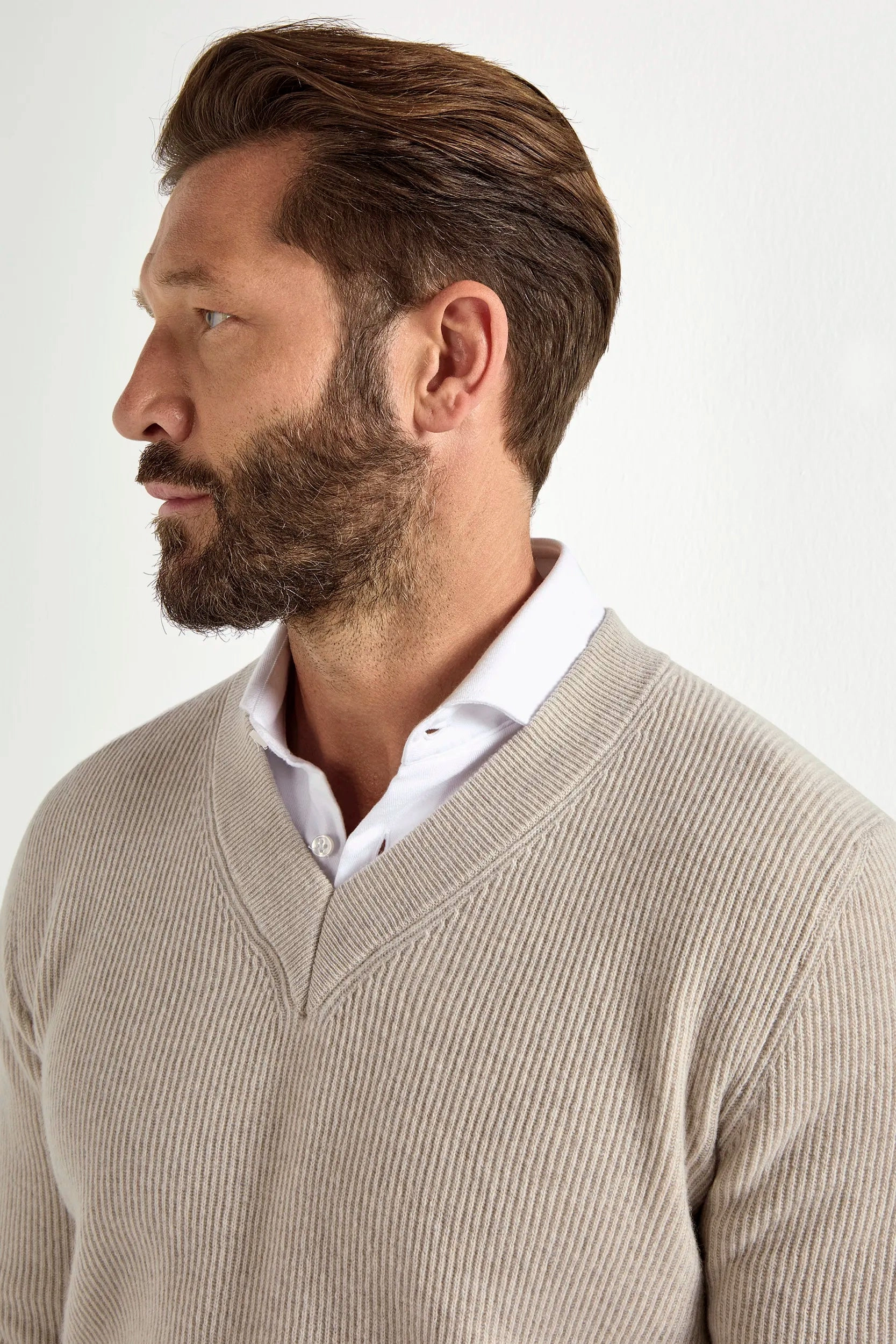 Sand ribbed v-neck sweater - Made in Italy Simple Warmth Home Trend