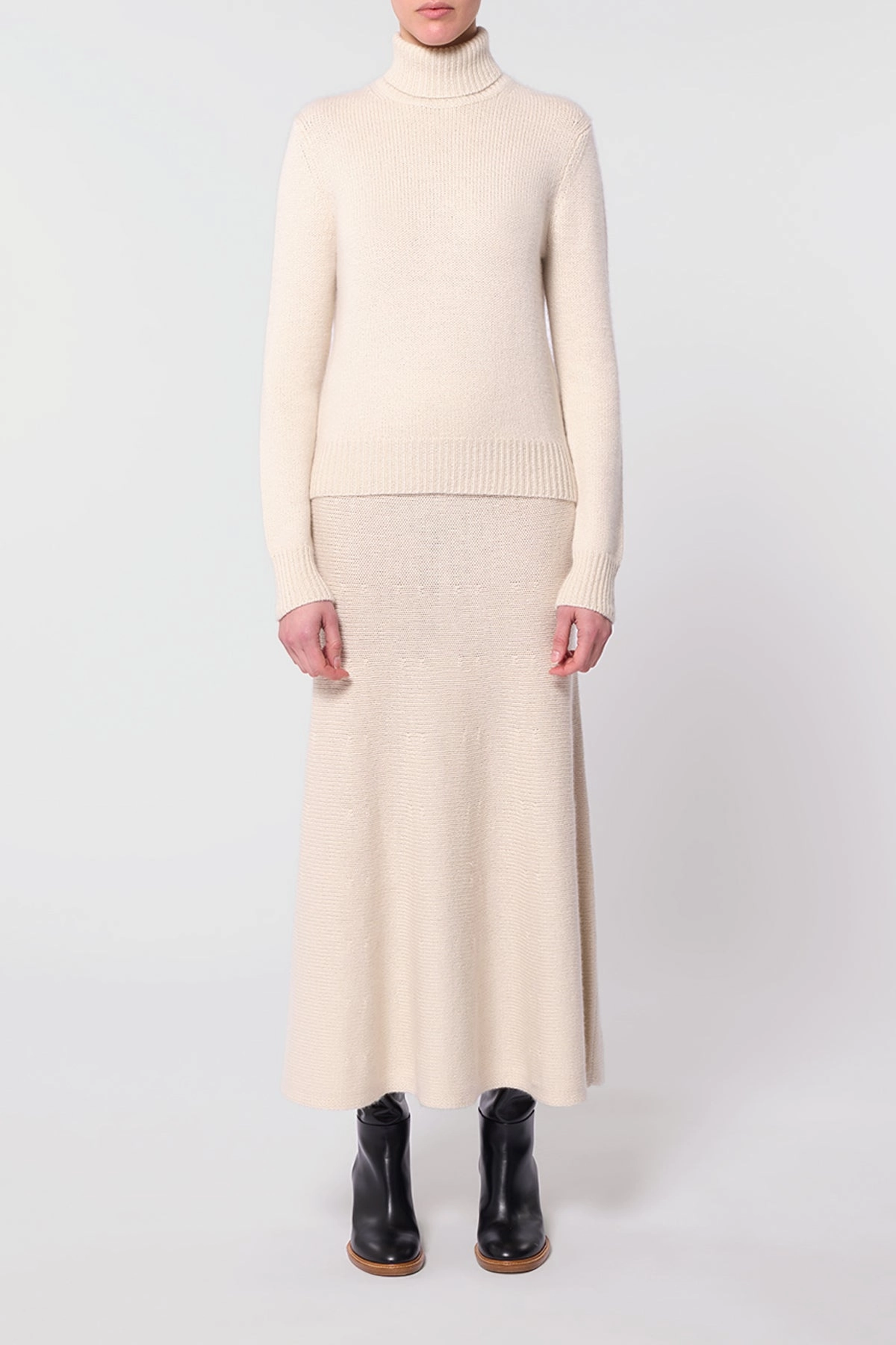 LanolinFree Wool Processing Madden Knit Turtleneck Sweater in Ivory Cashmere