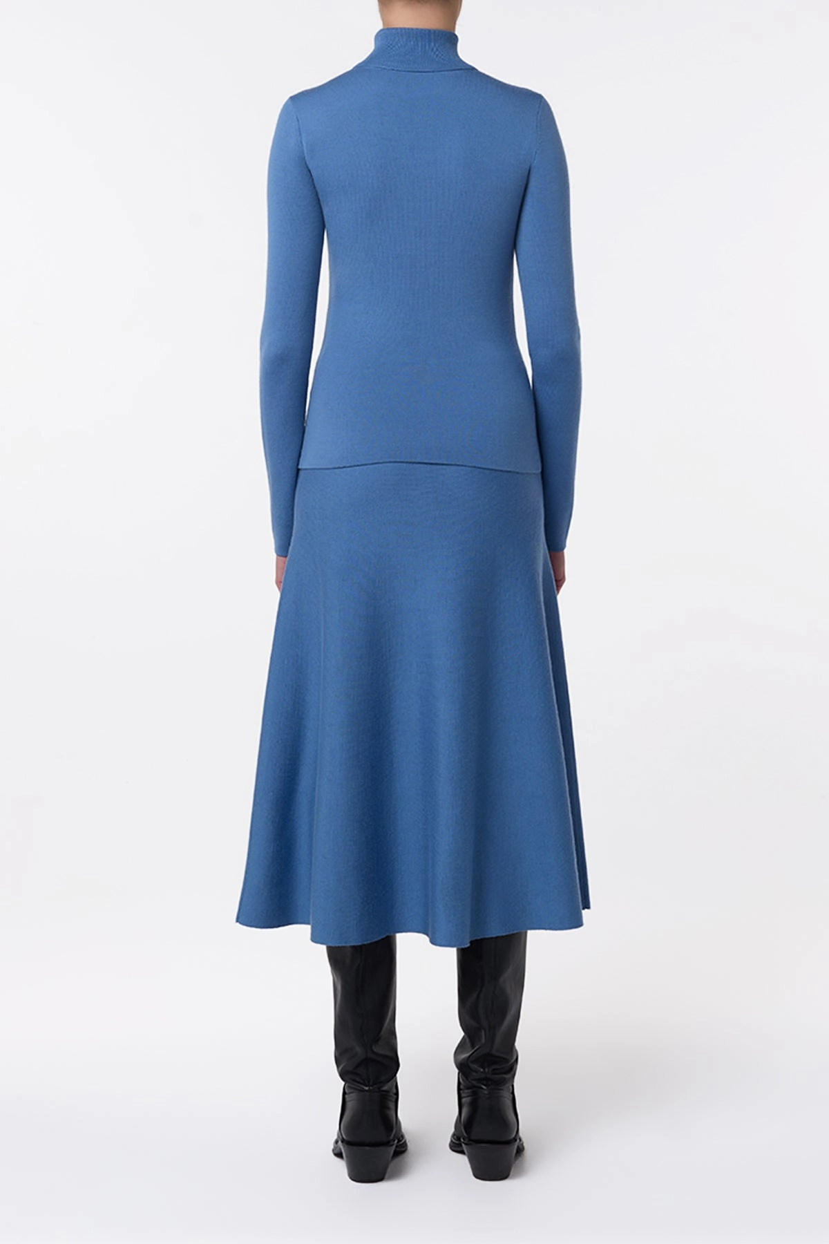 Freddie Knit Midi Skirt in Sky Merino Wool Cashmere Texture Focus Outdoor Comforted