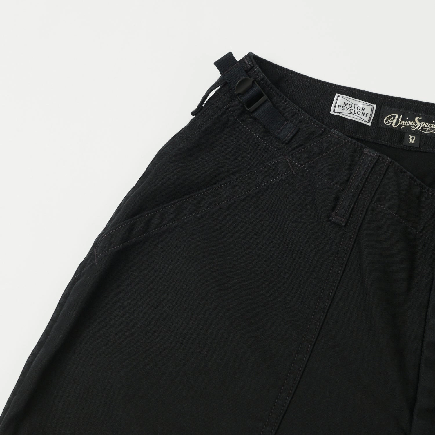 Freewheelers & Co Motor Psyclone 'Garage Crew' Work Short - Black Travel Light