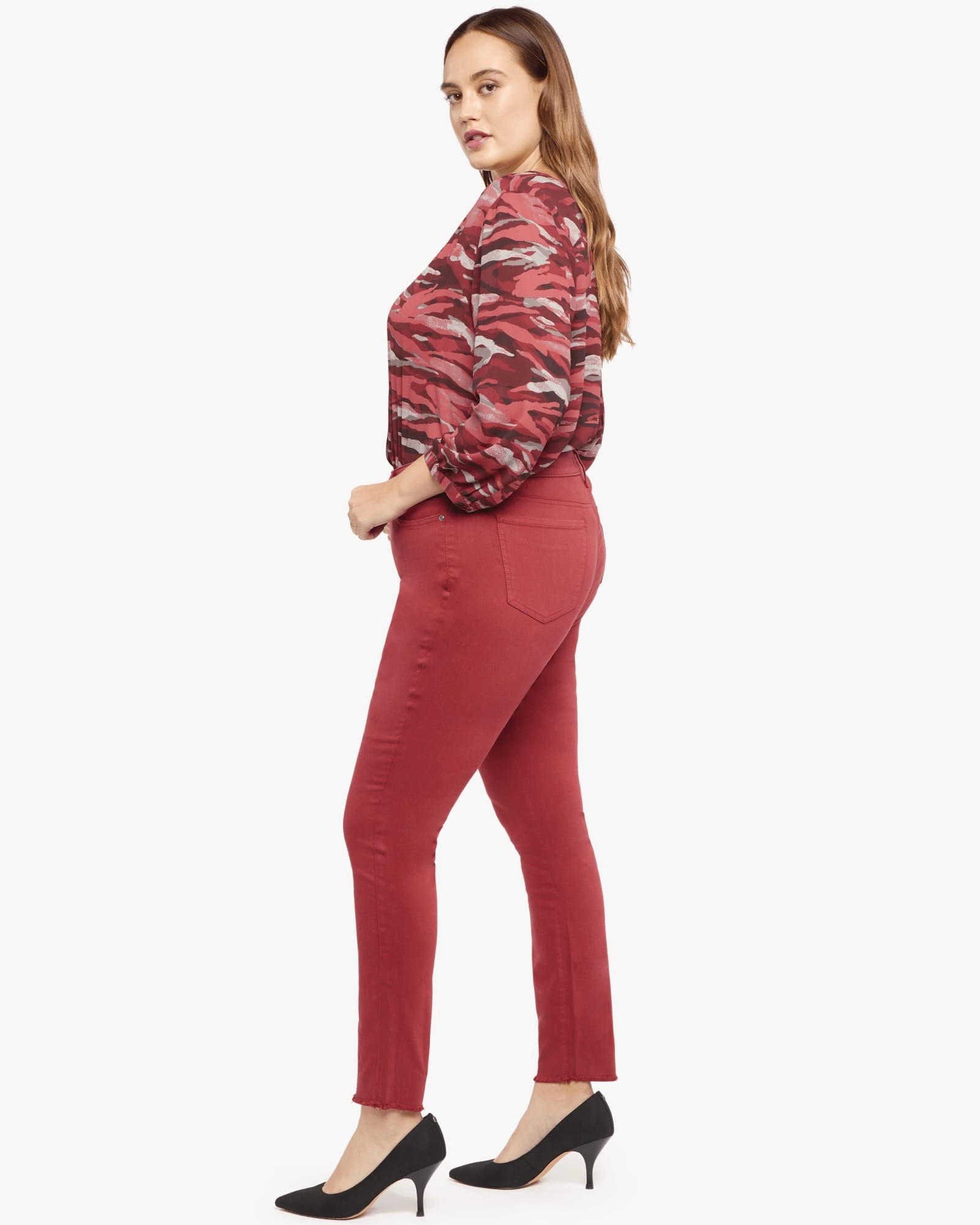 Ami Fray Hem Skinny Jean | Boysenberry Trendy Sunny Vibes