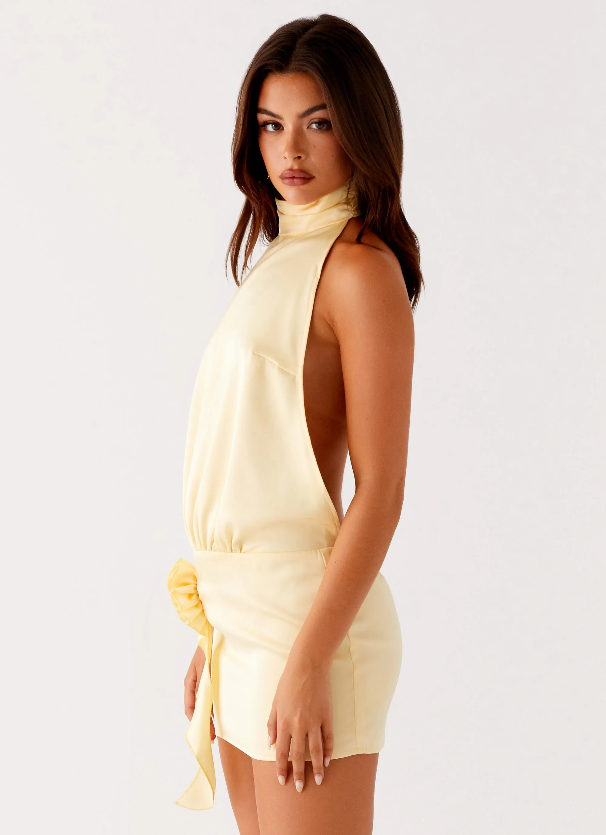 Trendy Waist Birdie Halterneck Mini Dress - Yellow