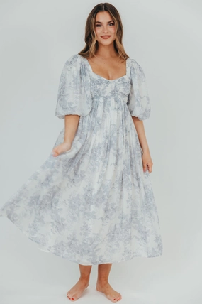 Harlow Maxi Dress in Light Blue Floral - Bump Friendly and Size Inclusive City-Style Cozy Mood
