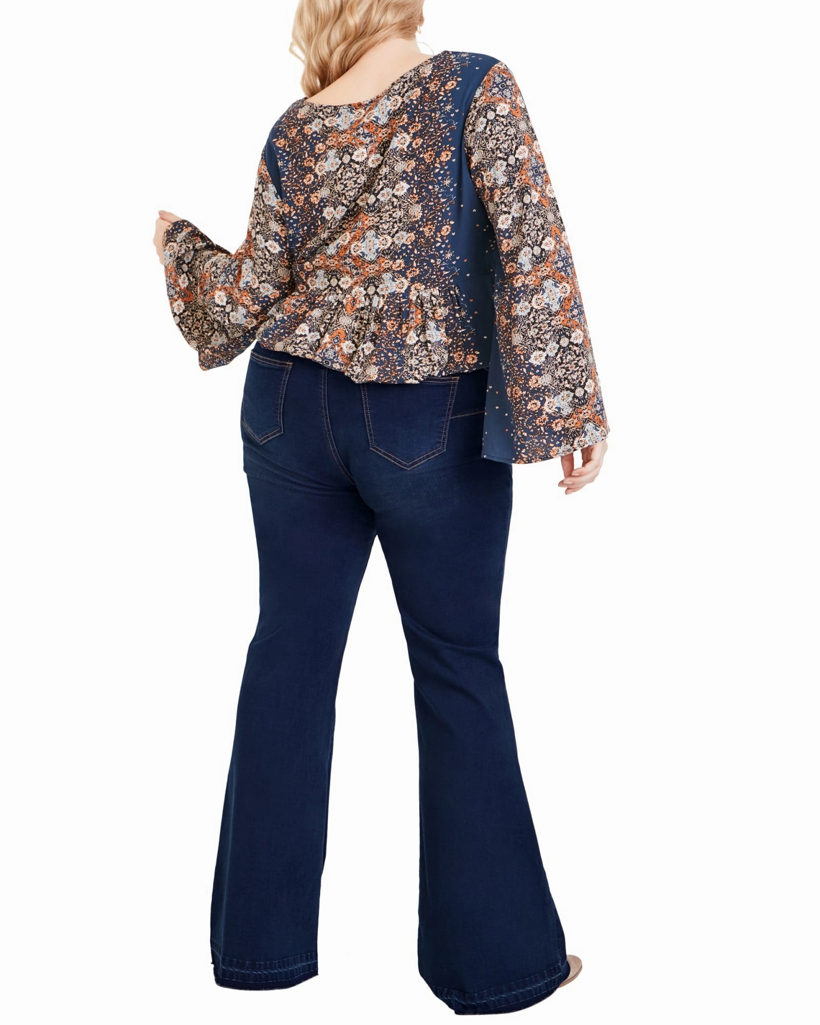 Modern Youth Style Party Look Harmony Flare Jean | Dark Wash