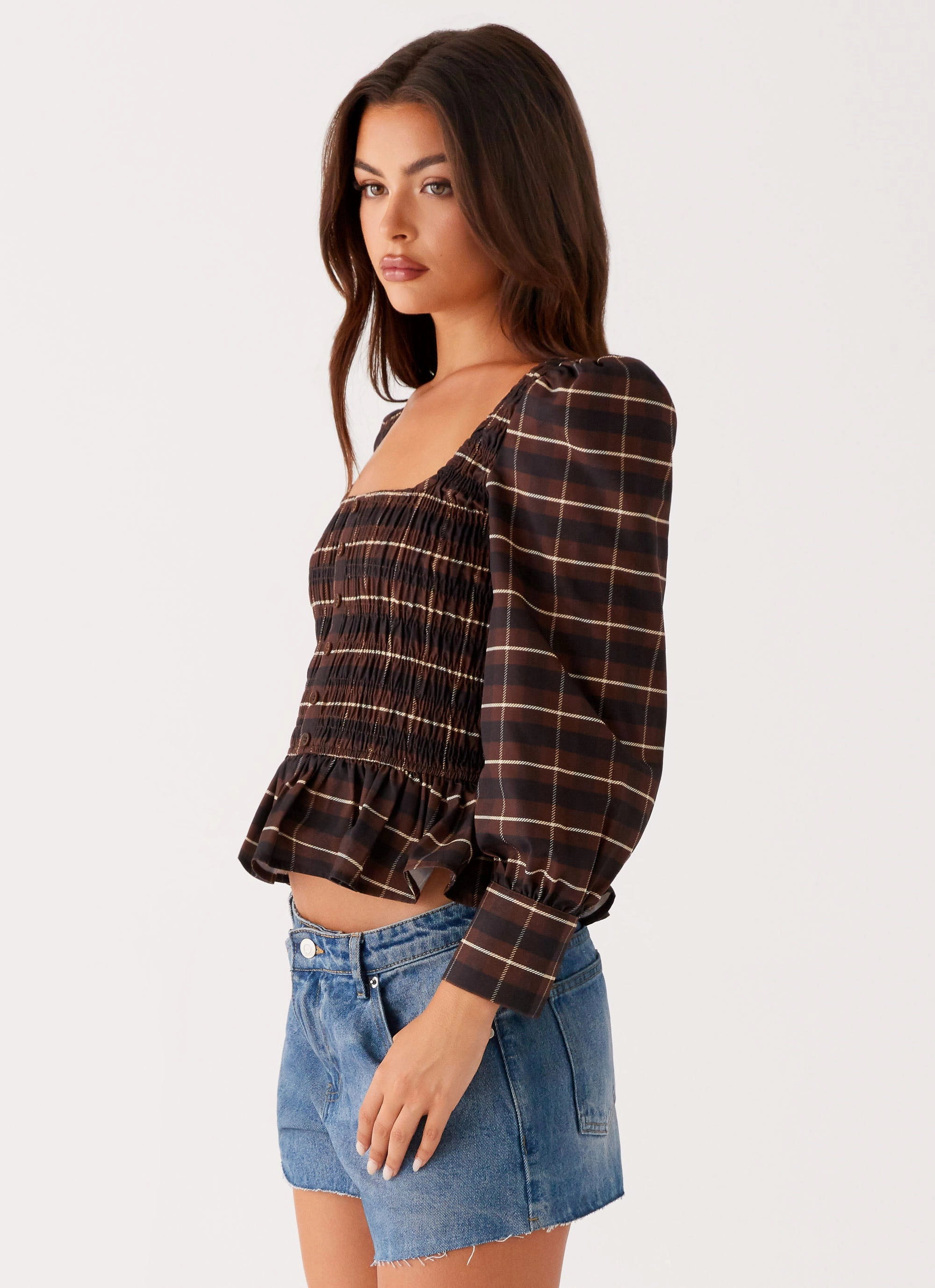 Productivity - increased long - distance transportation Joyce Long Sleeve Shirred Top - Chocolate Check