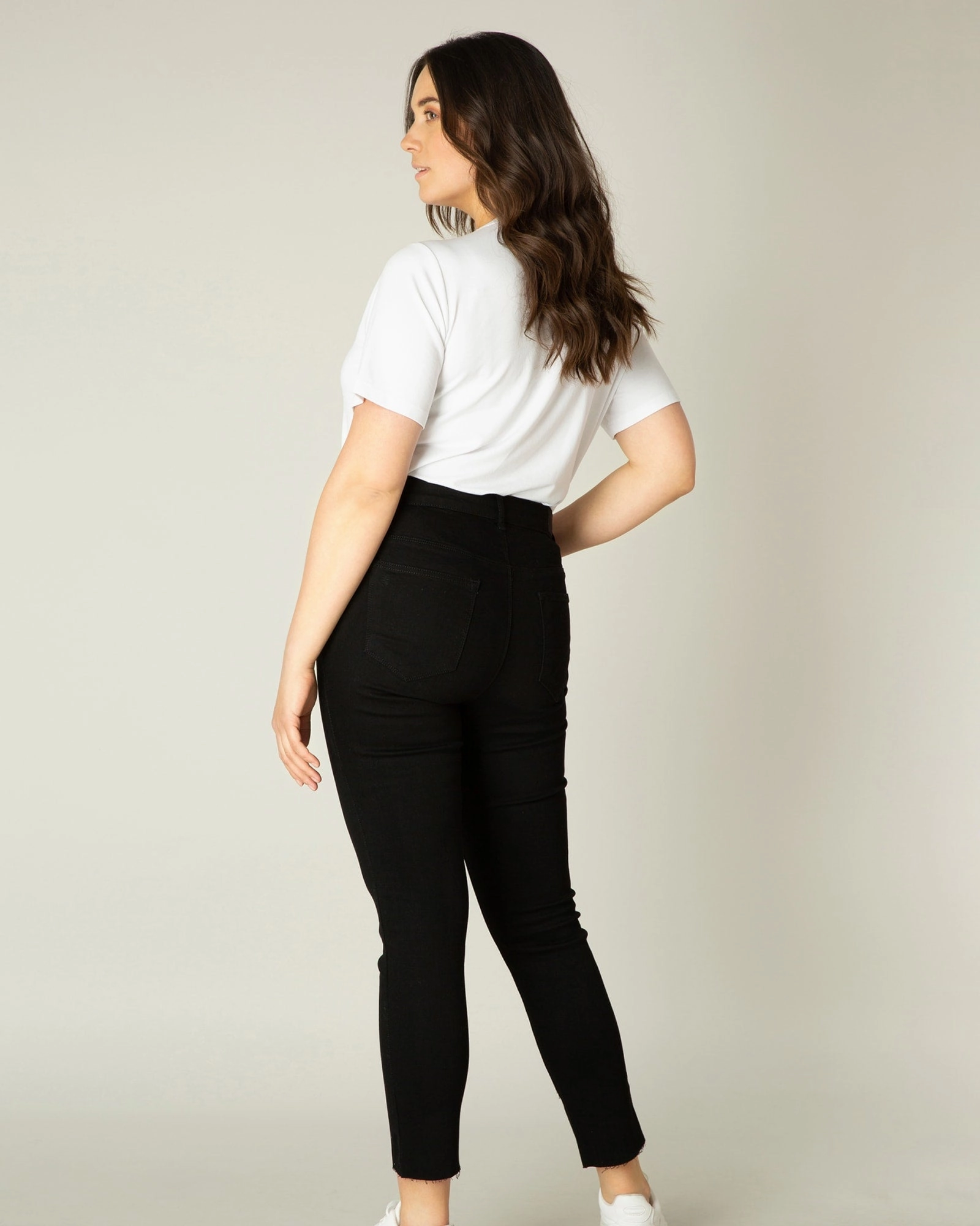 Essential Style Anna | Black