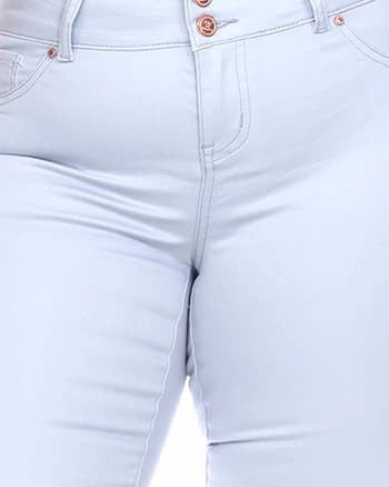 Everyday Style Go To Look Capri Jeans | Light Blue