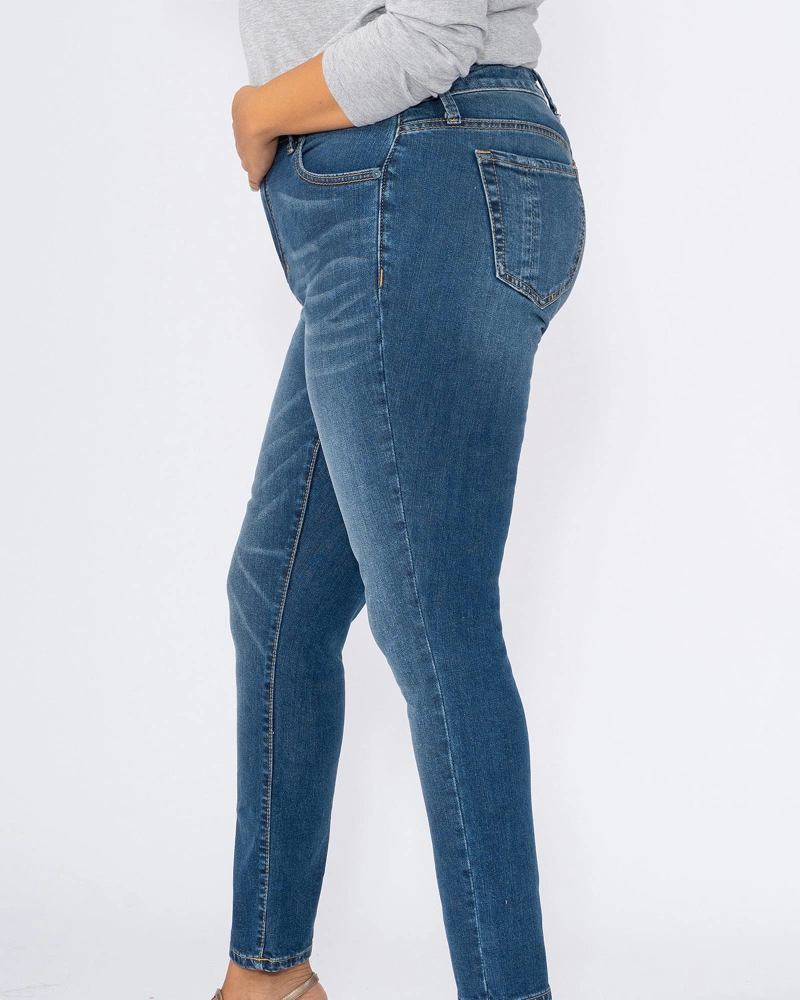 High Rise Ankle Skinny - Haisley | HAISLEY Adaptive Stretch Fabric