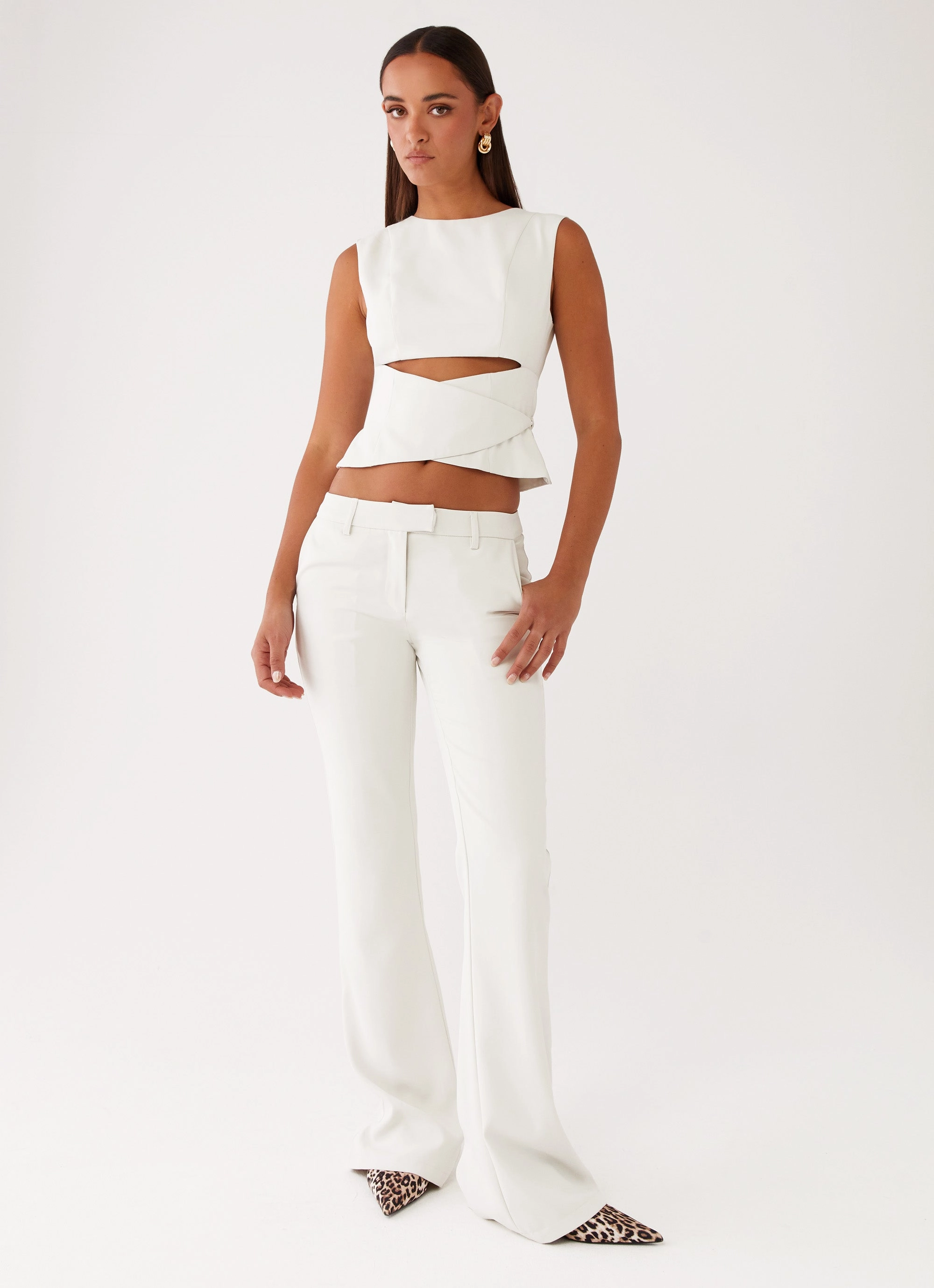 Cyra Wrap Top - Ivory Active Lifestyle Stay Light