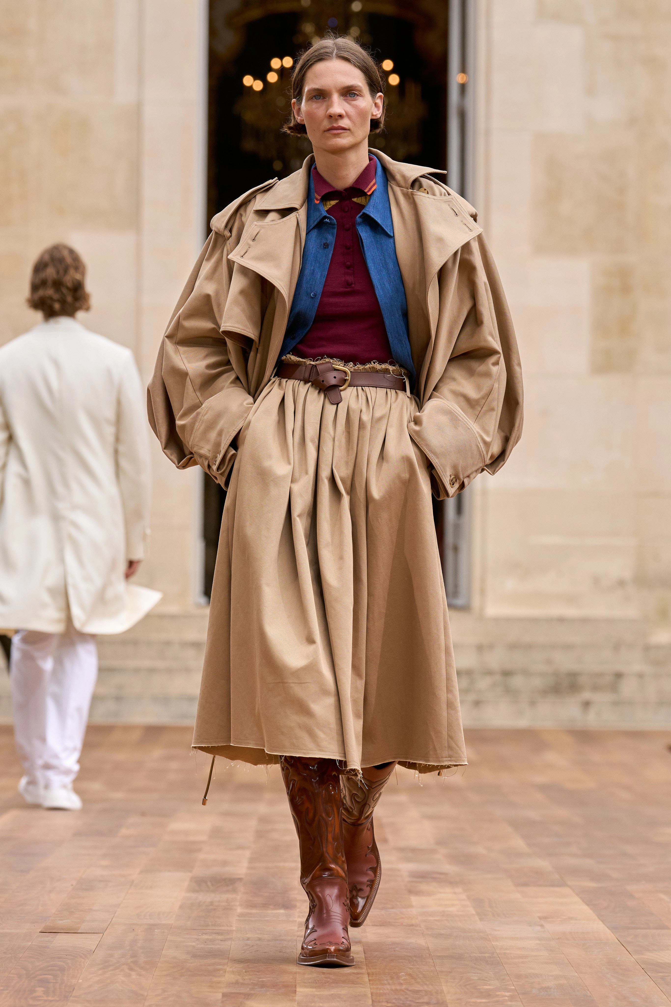 Hunt Oversized Trench Jacket in Camel Sea Island Cotton Twill High End Look On Duty Layer