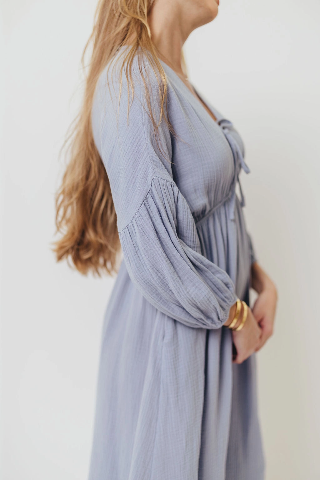 Hunter 100% Cotton Gauze Midi Dress in Blue - Bump Friendly Skin-friendly spring outfit