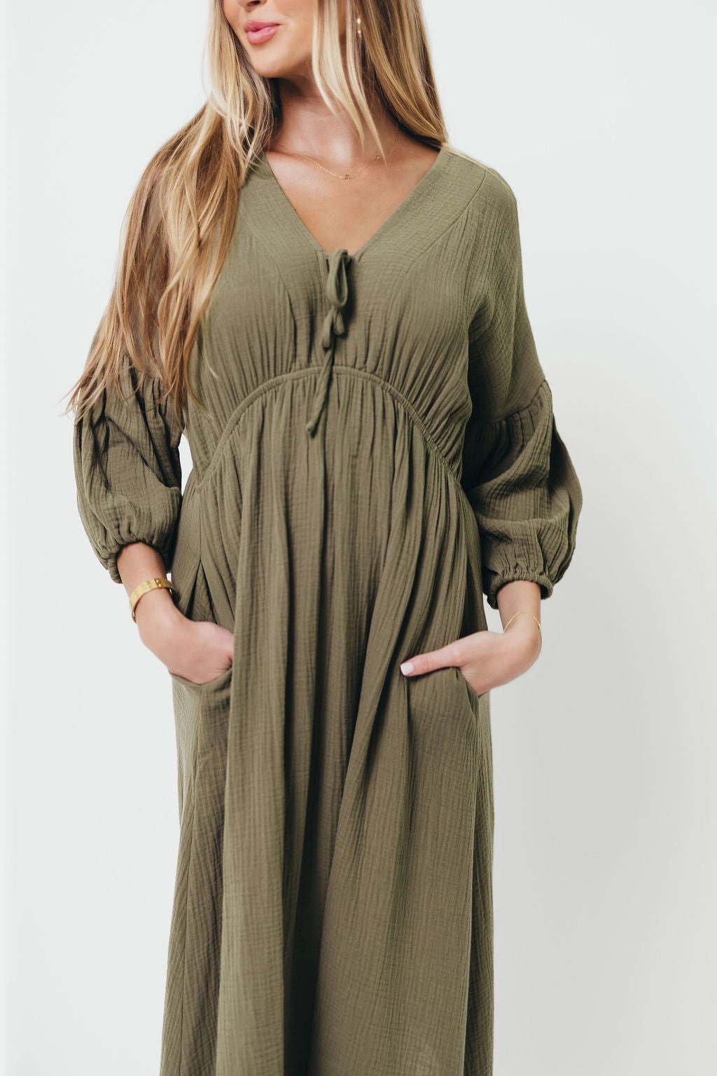 Hunter 100% Cotton Gauze Midi Dress in Green - Bump Friendly Smooth Look