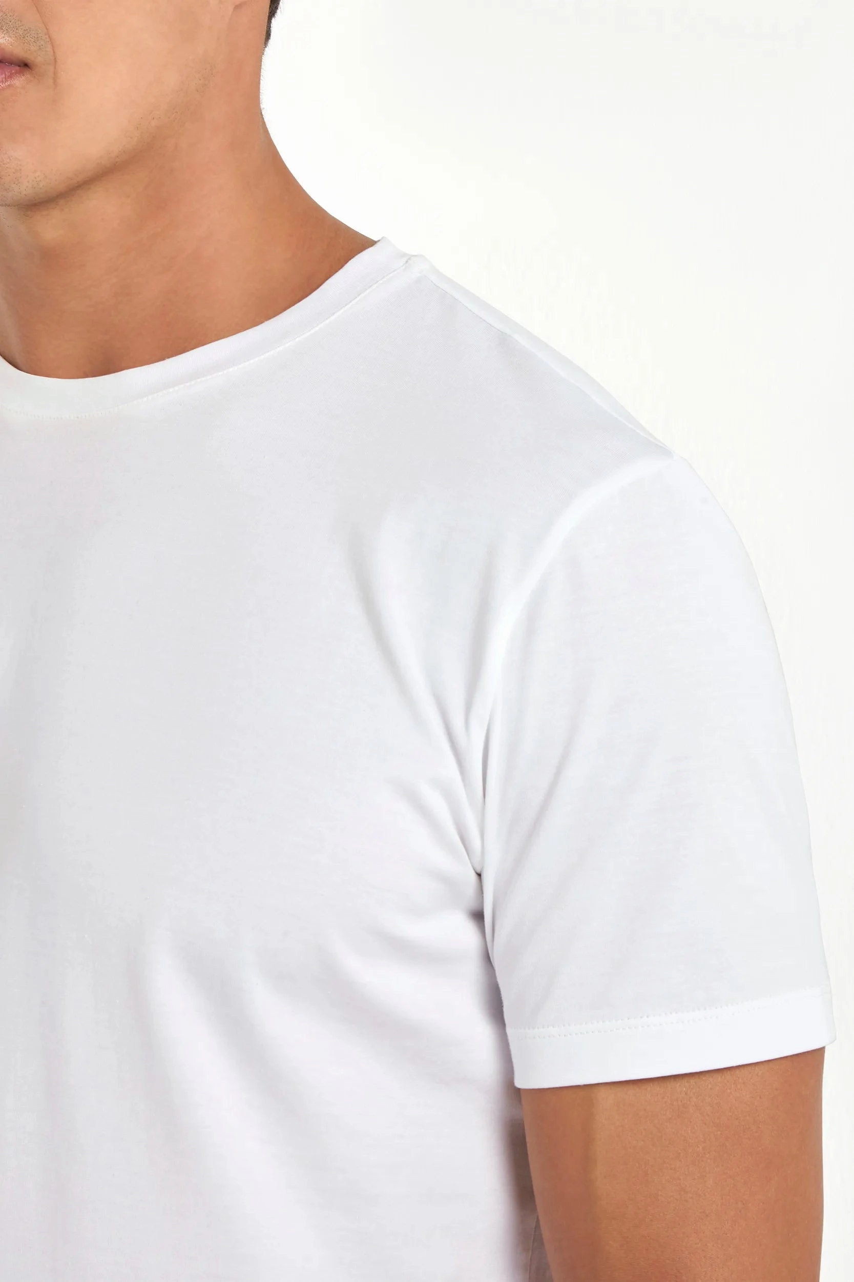 White jersey t-shirt - Made in Italy Versatile Piece Temperature Regulating Knit