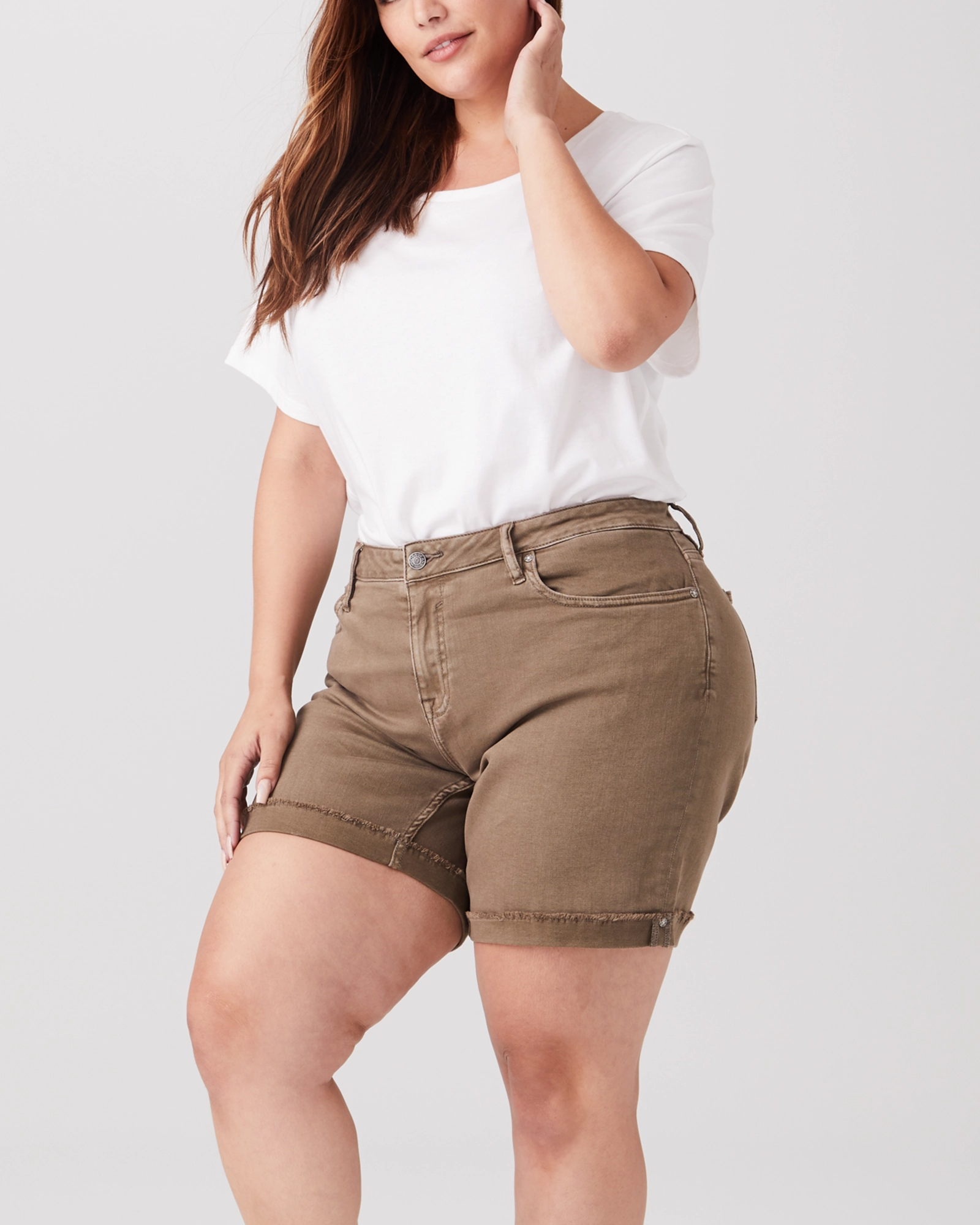Style Neutral Madison Cuffed Short | Olive Green / Olive Green