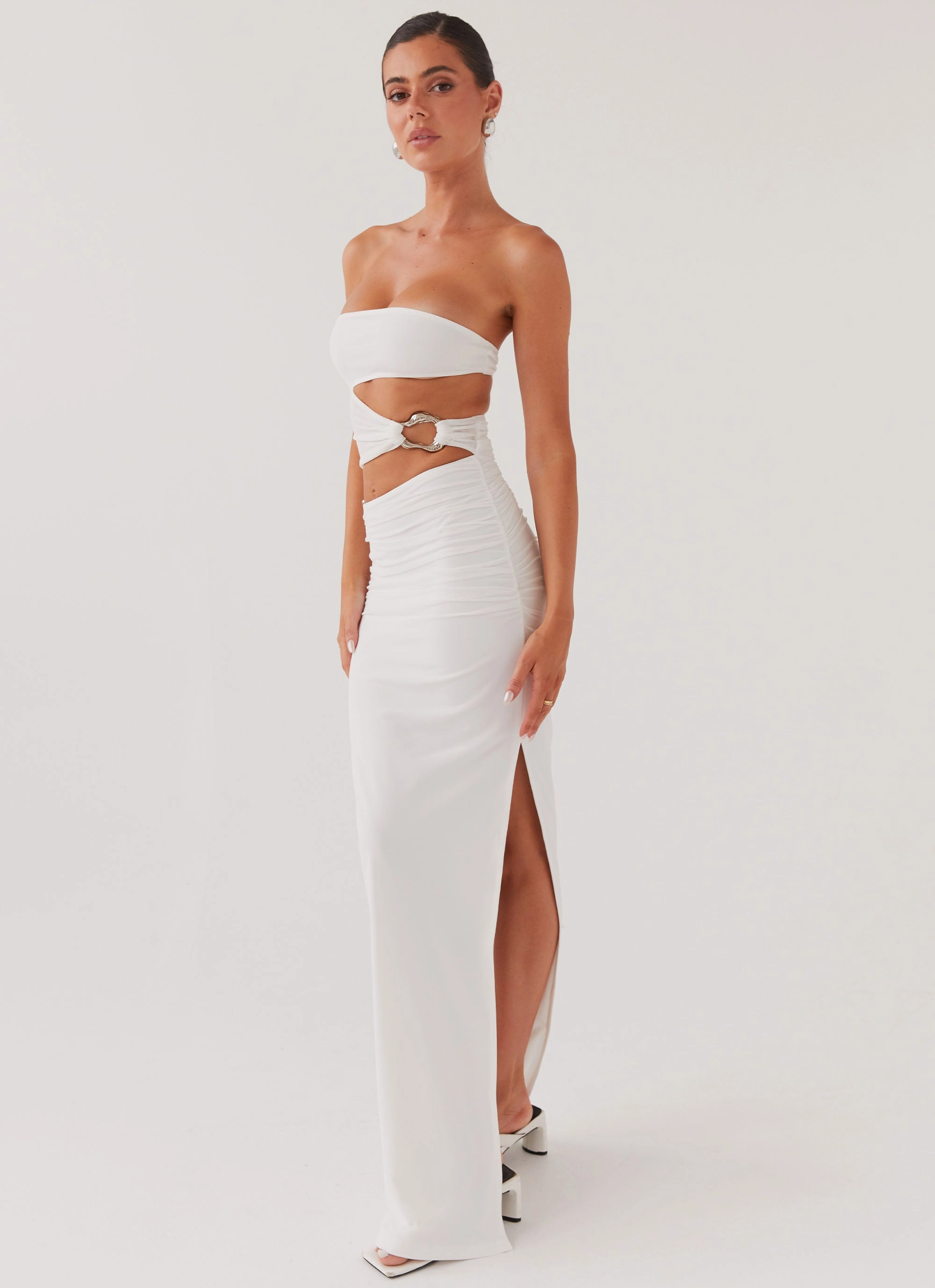 Influencer-Style Work Appropriate Into Pieces Mesh Maxi Dress - White