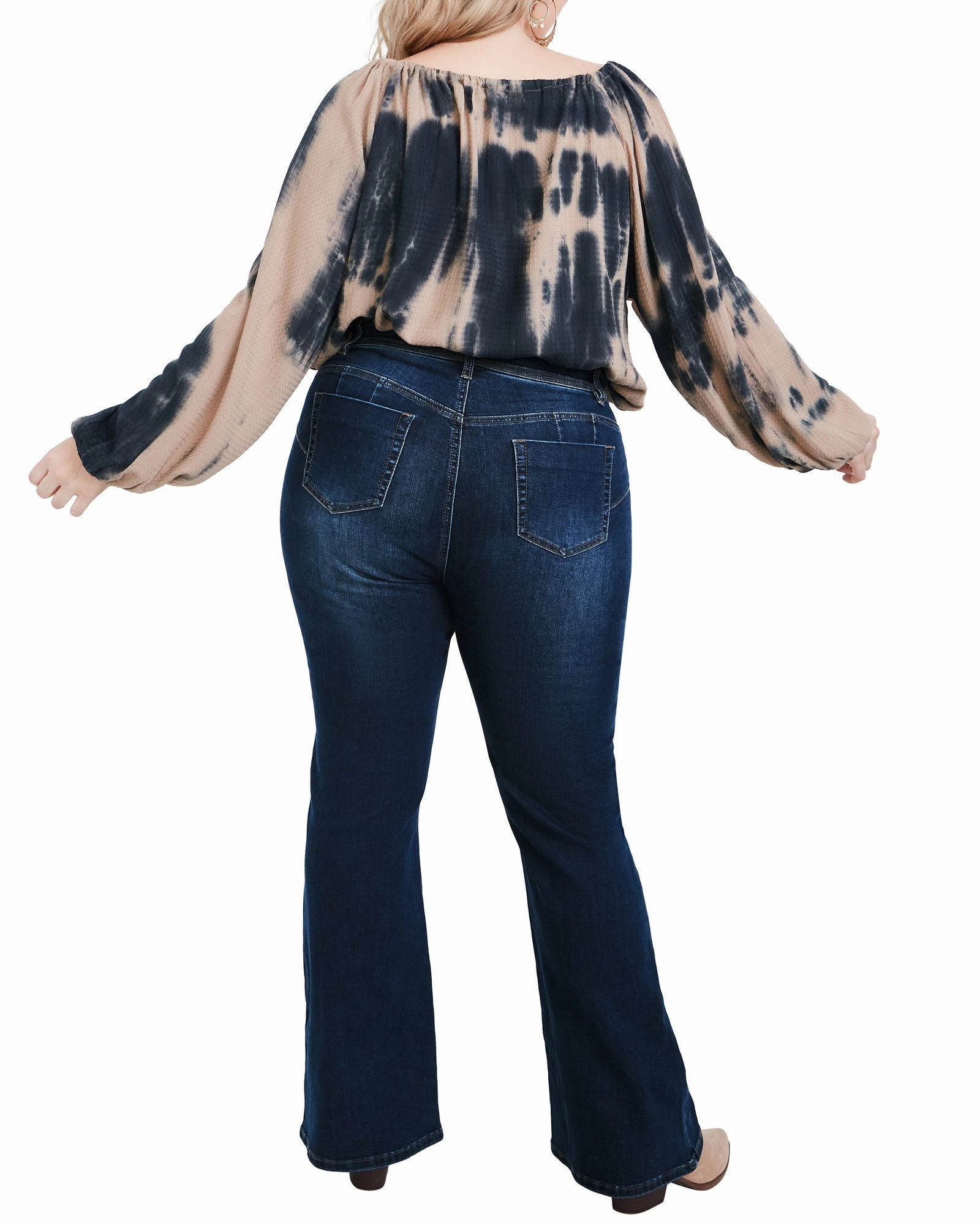 Core Layer Travel Outfit Casual Stretch Jean Avery Flare | Dark Wash