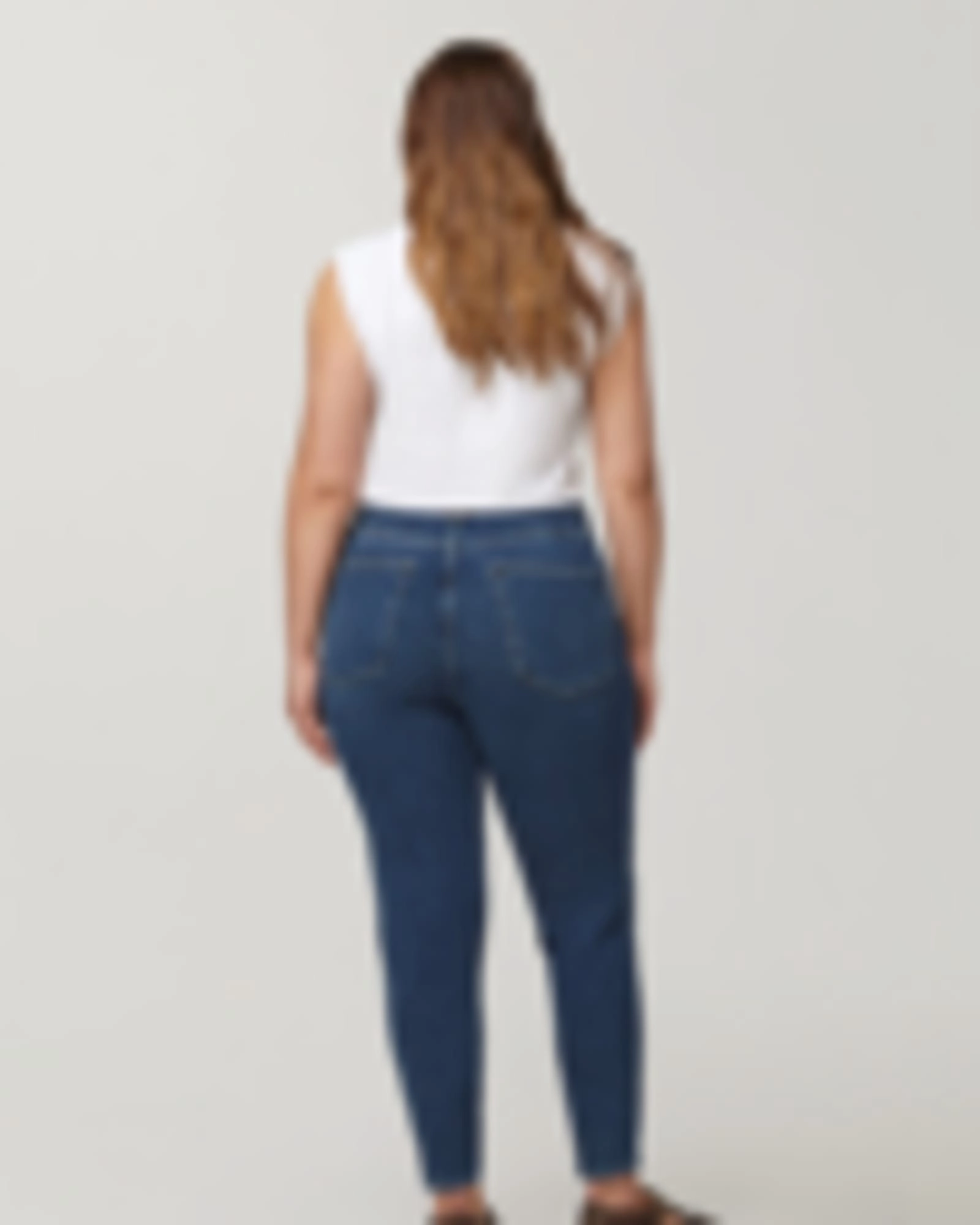 Hidden Rivet Details JFK Skinny Jeans | Soon