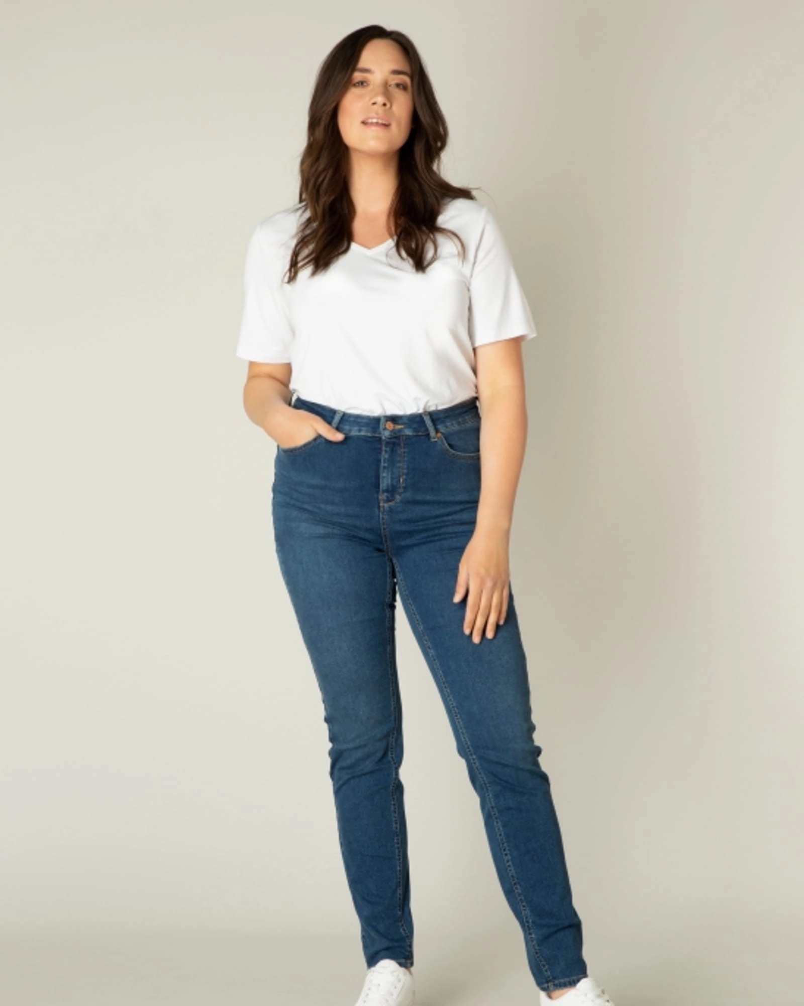 Natural Fit Versatile Relaxed Style Joya | Mid Blue