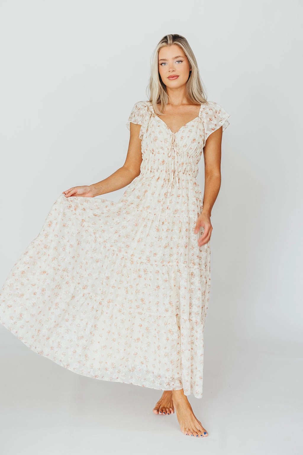 Charming Floral & Gingham Ruffled Maxi Dress in Cream/Peach Floral Chic Fit Wear