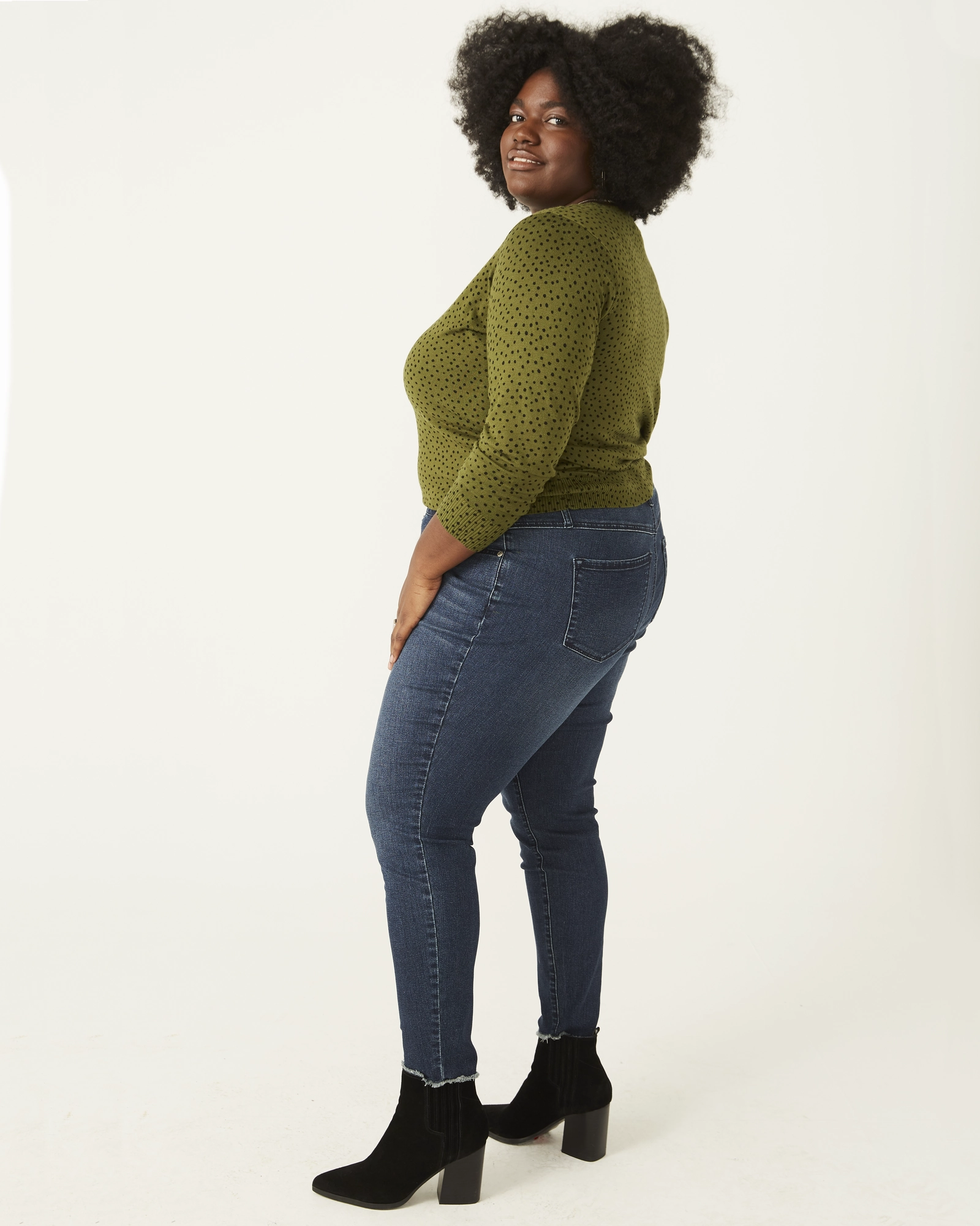 Low Maintenance Kimberly Fray Hem Skinny Jean | Dark Wash