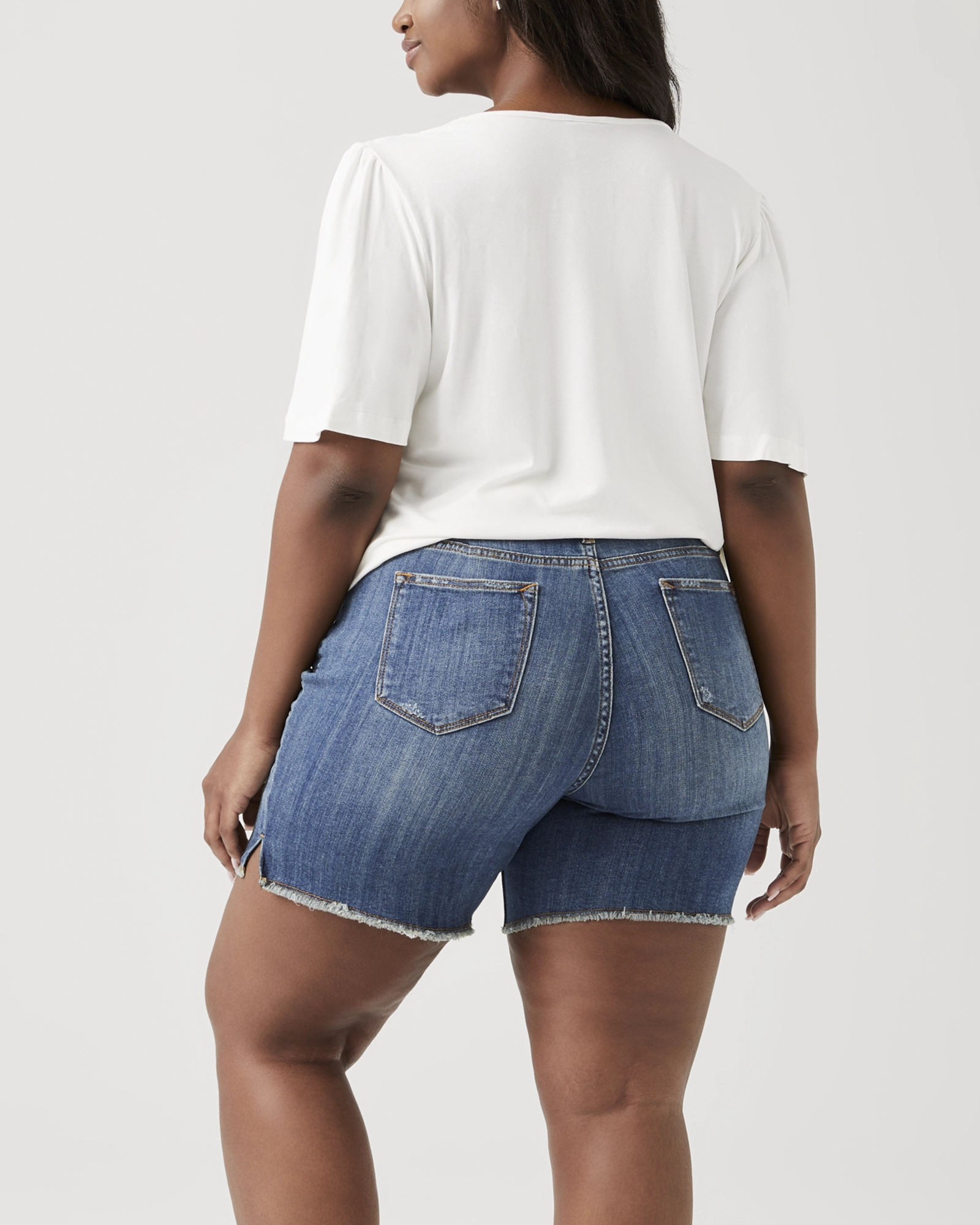 Gym Ready Slim Teen Outfit Night Out Rainy Day Lana Frayed-Hem Denim Shorts | Medium Wash / Medium Wash