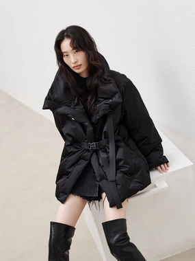 Lapel Collar Down Jacket with Adjustable Belts AbrasionResistantSurface