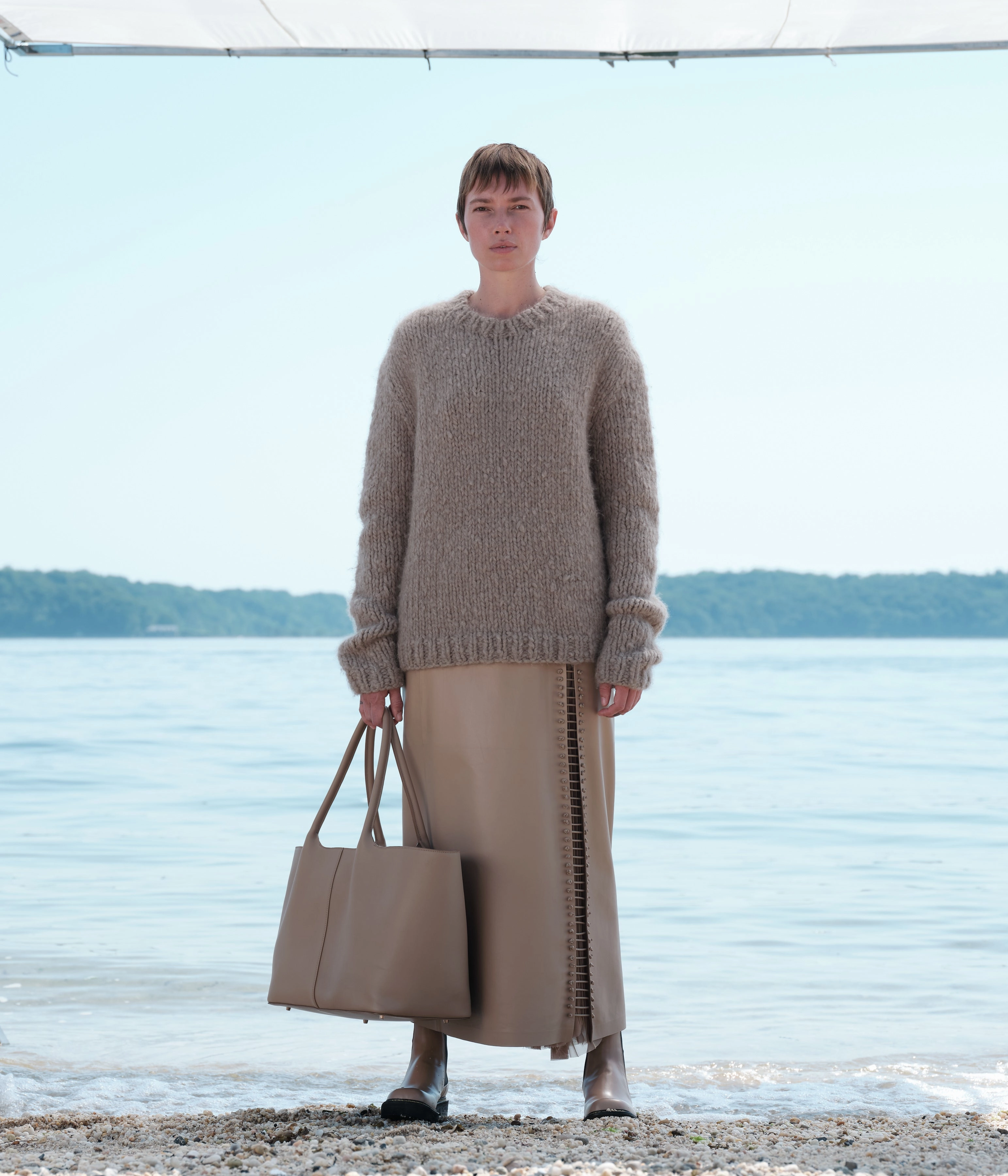 Non Chafing Fabric Thermal Insulation Layer Lawrence Knit Sweater in Oatmeal Welfat Cashmere