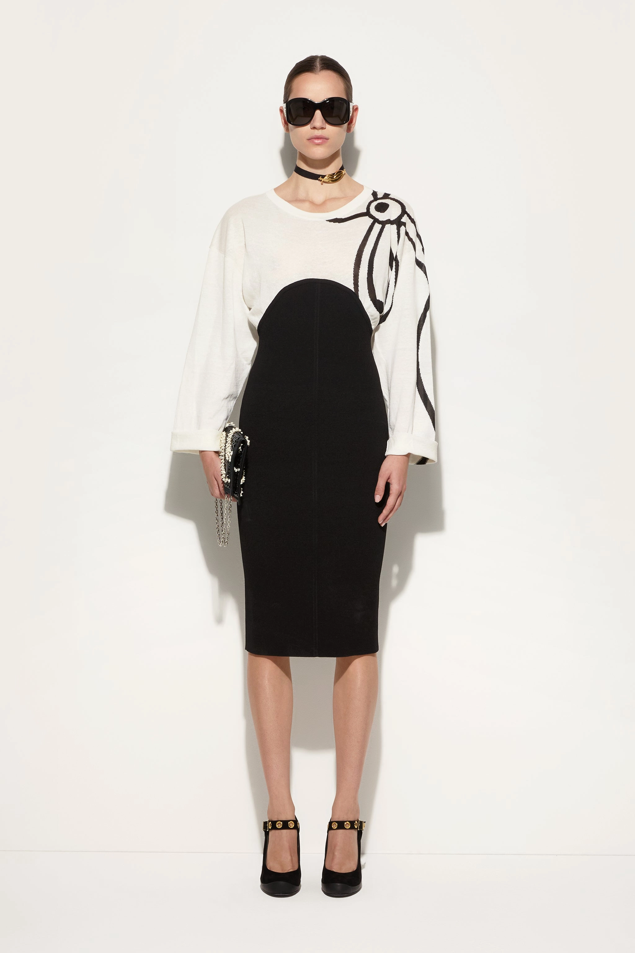 Smooth Drape Chic and Cozy Wear Longuette Dress