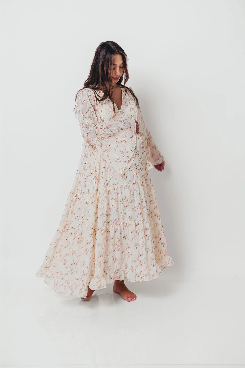 Lisa Woven Floral V-Neck Maxi Dress with Detachable Liner in Cream Multi - Bump Friendly Daywear Comfort Timeless slip dress