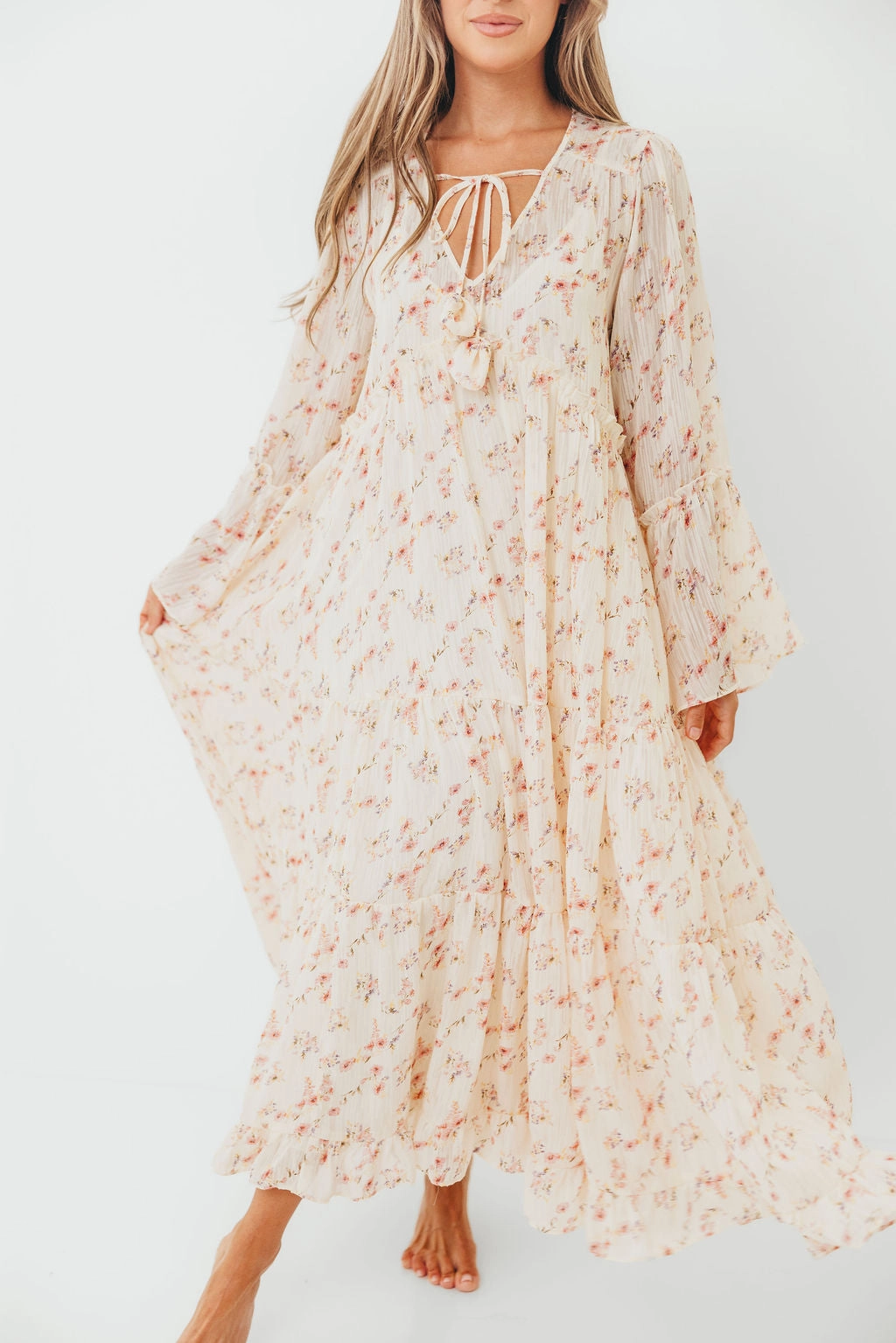 Elegant Vibe Lisa Woven Floral V-Neck Maxi Dress with Detachable Liner in Cream Multi - Bump Friendly