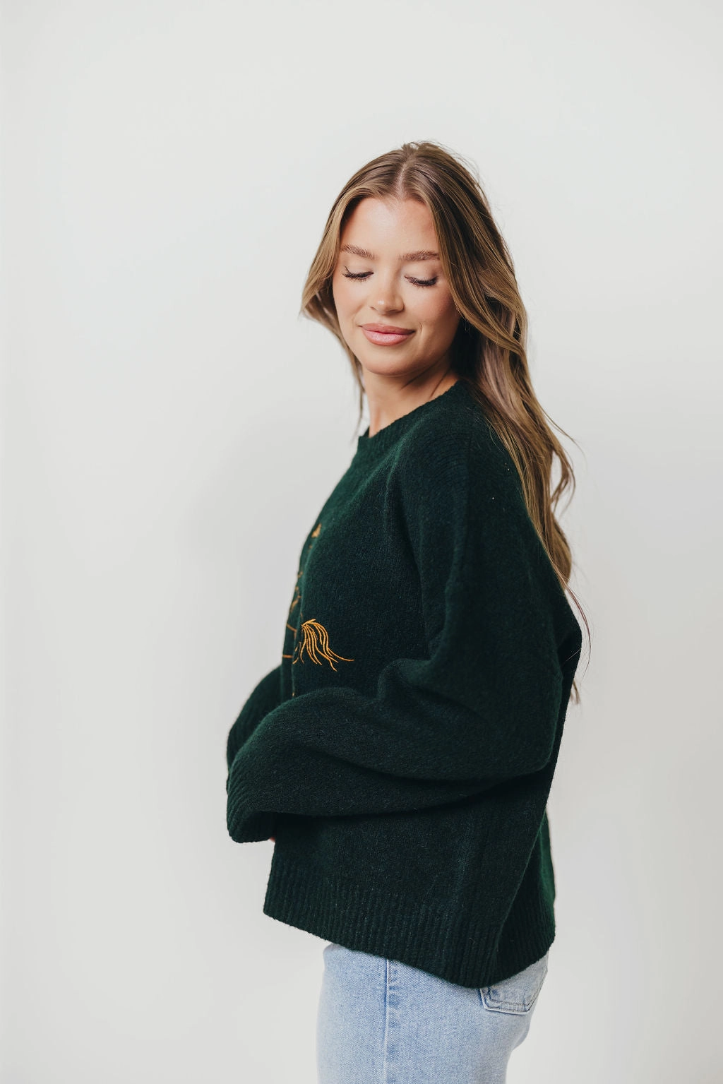 Warm & Soft Lightweight Wear Virginia Embroidered Cowboy Knit Sweater in Deep Forest