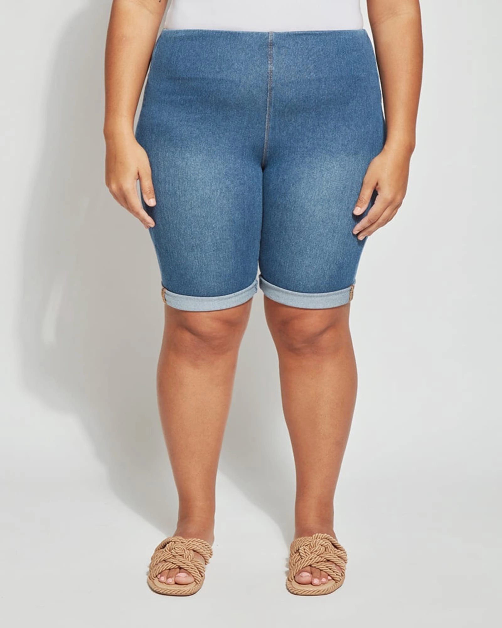 Fashion Focus Comfy Fit Macey Pull On Boyfriend Short | Mid Wash