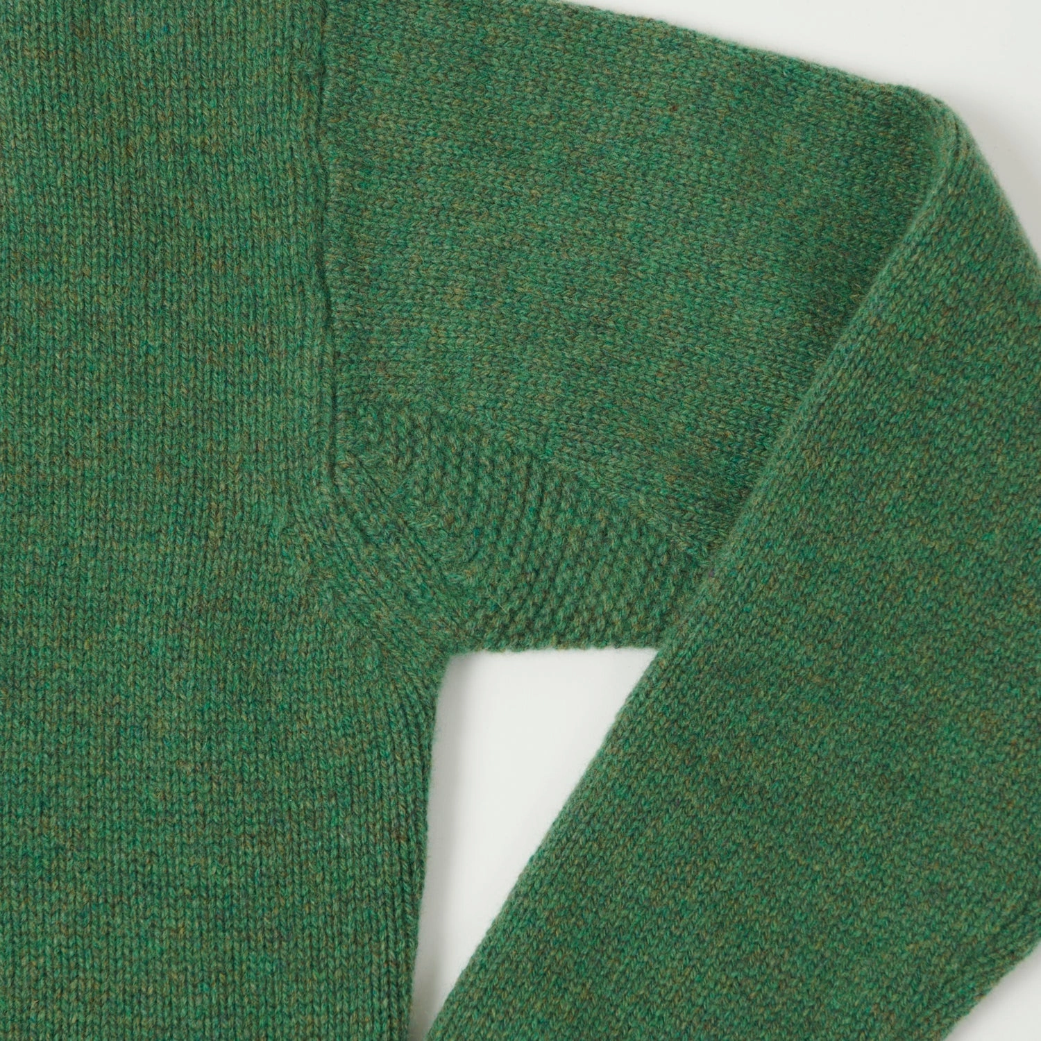 Merz b. Schwanen 'Good Basics' Wool Cashmere Knit Pullover - Moss Green Breathable Texture