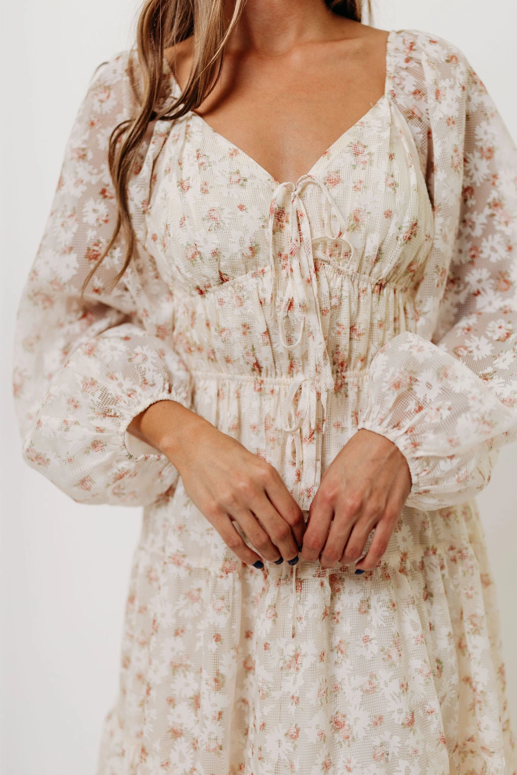 Macklynn V-Neck Long Sleeve Tier Maxi Dress in Cream/Orange Floral Bow Glow