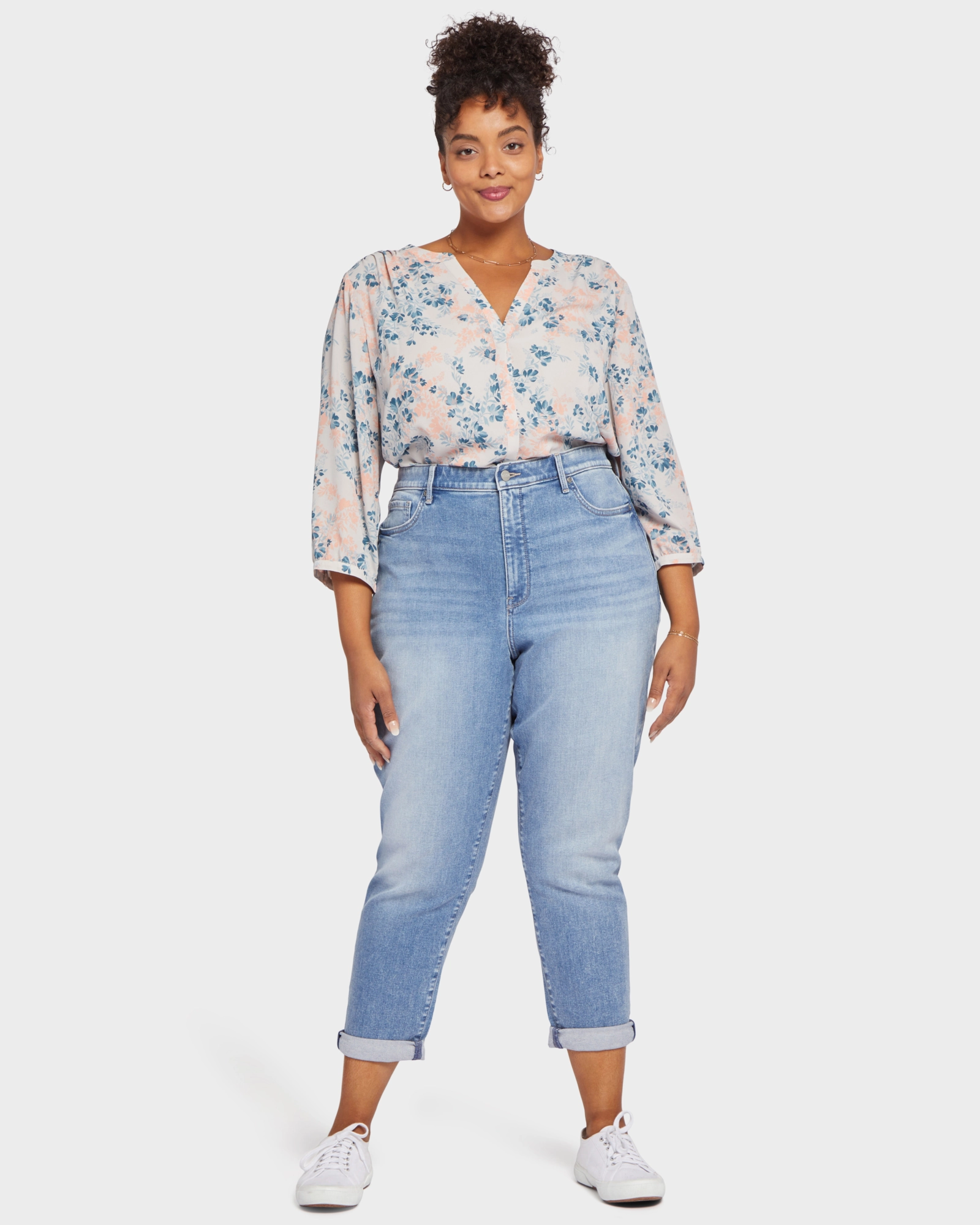 Brunch Outfit Casual Closet Classic Margot Girlfriend Jean | Quinta