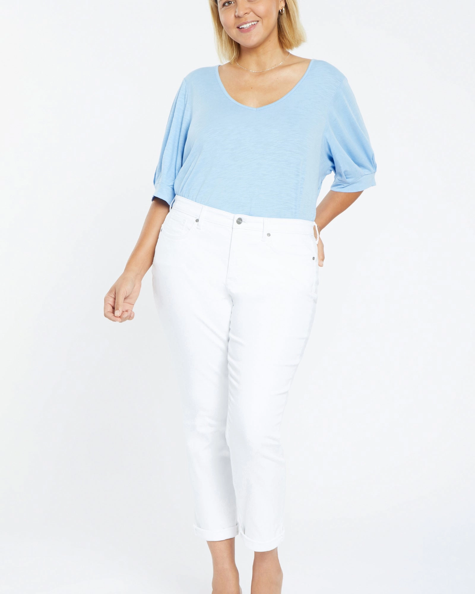 Durable Hardware Margot Straight Jean | White