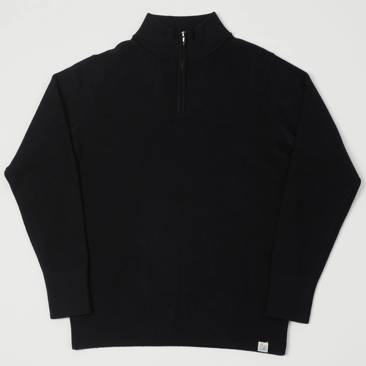 Seasonless Style Merz b. Schwanen 'Good Basics' Merino Wool Quarter Zip Pullover - Deep Black