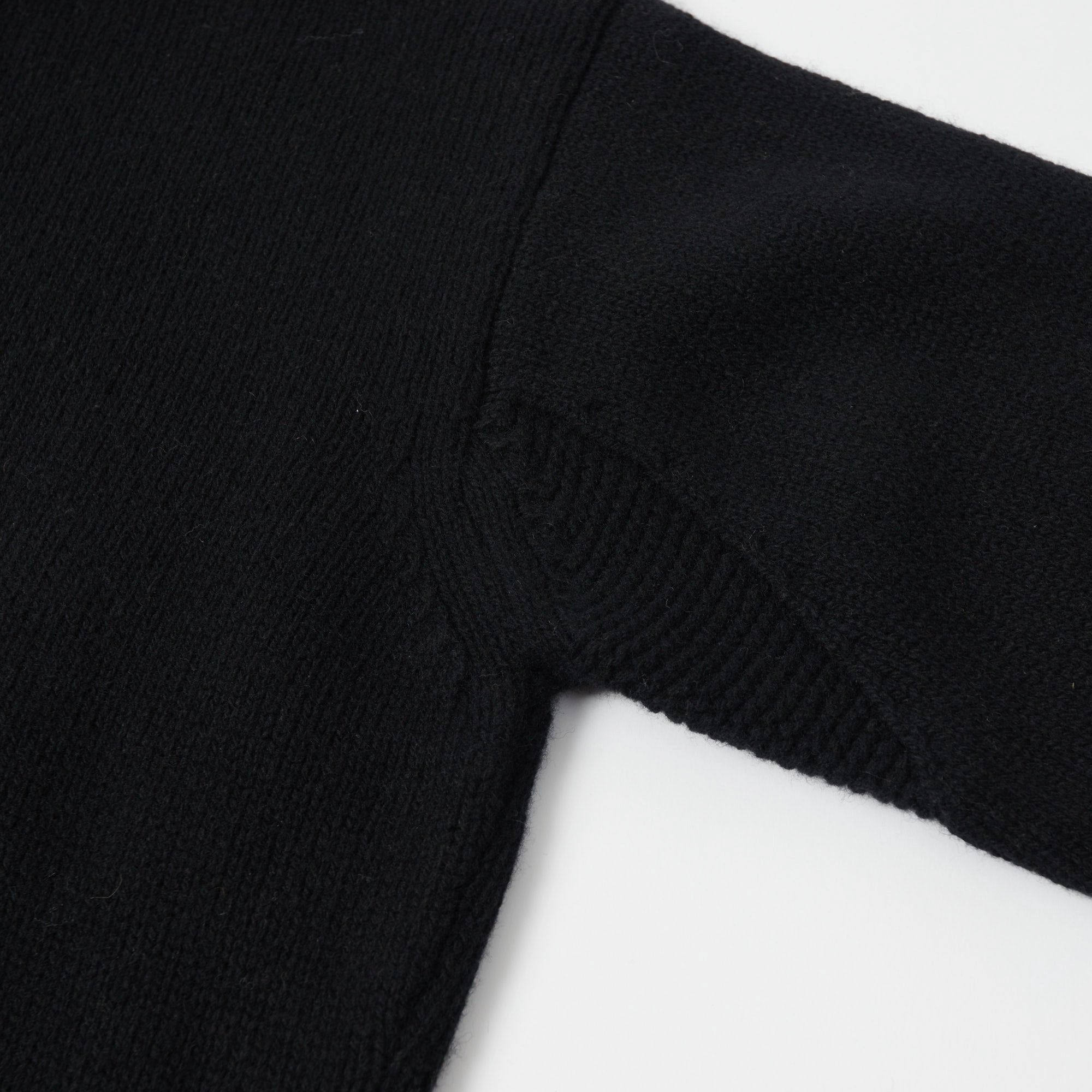 Merz b. Schwanen 'Good Basics' Wool Cashmere Knit Trutleneck - Deep Black SoftTouch Finish Ventilated Mesh Panel